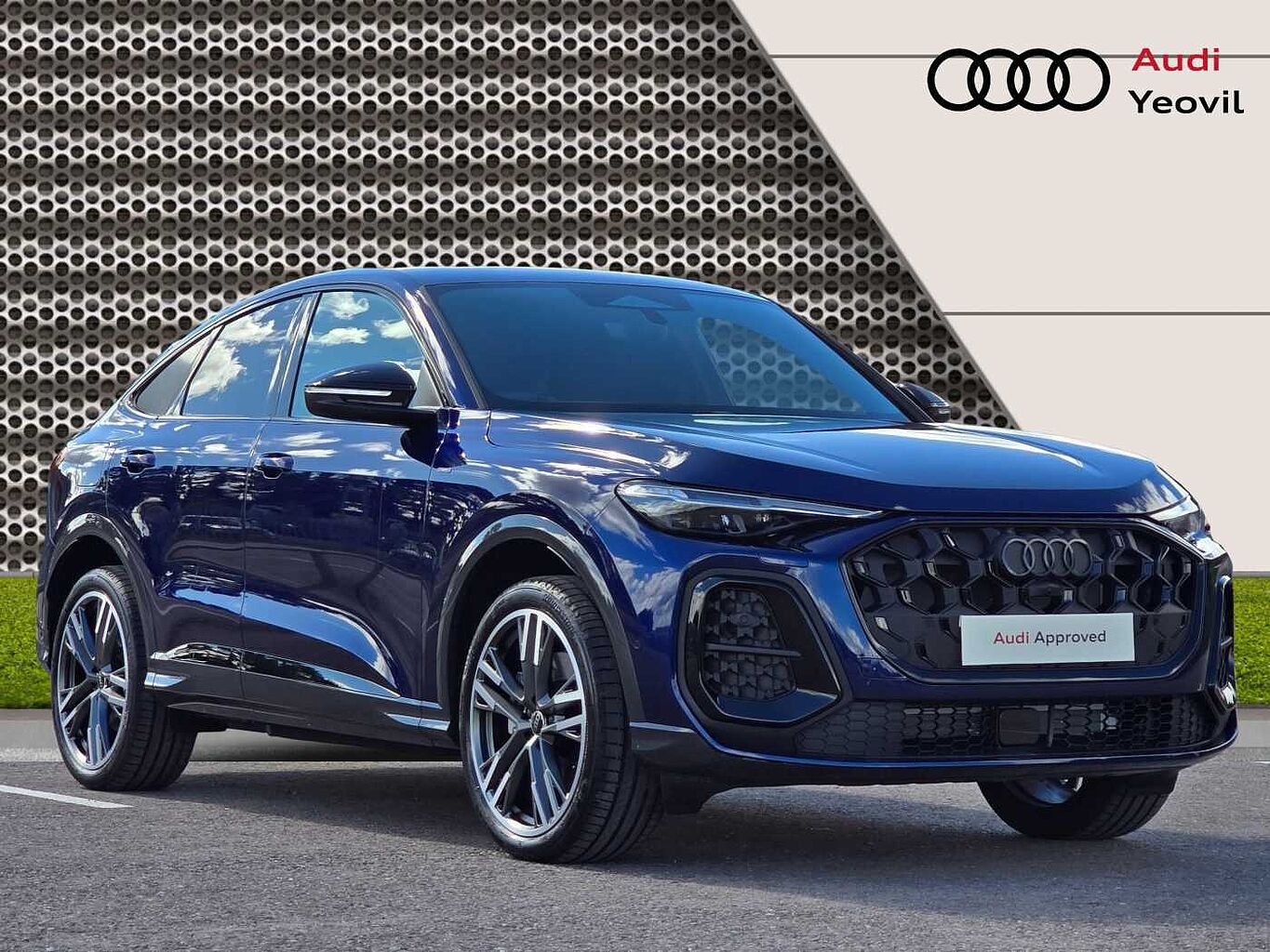 Main listing image - Audi Q5