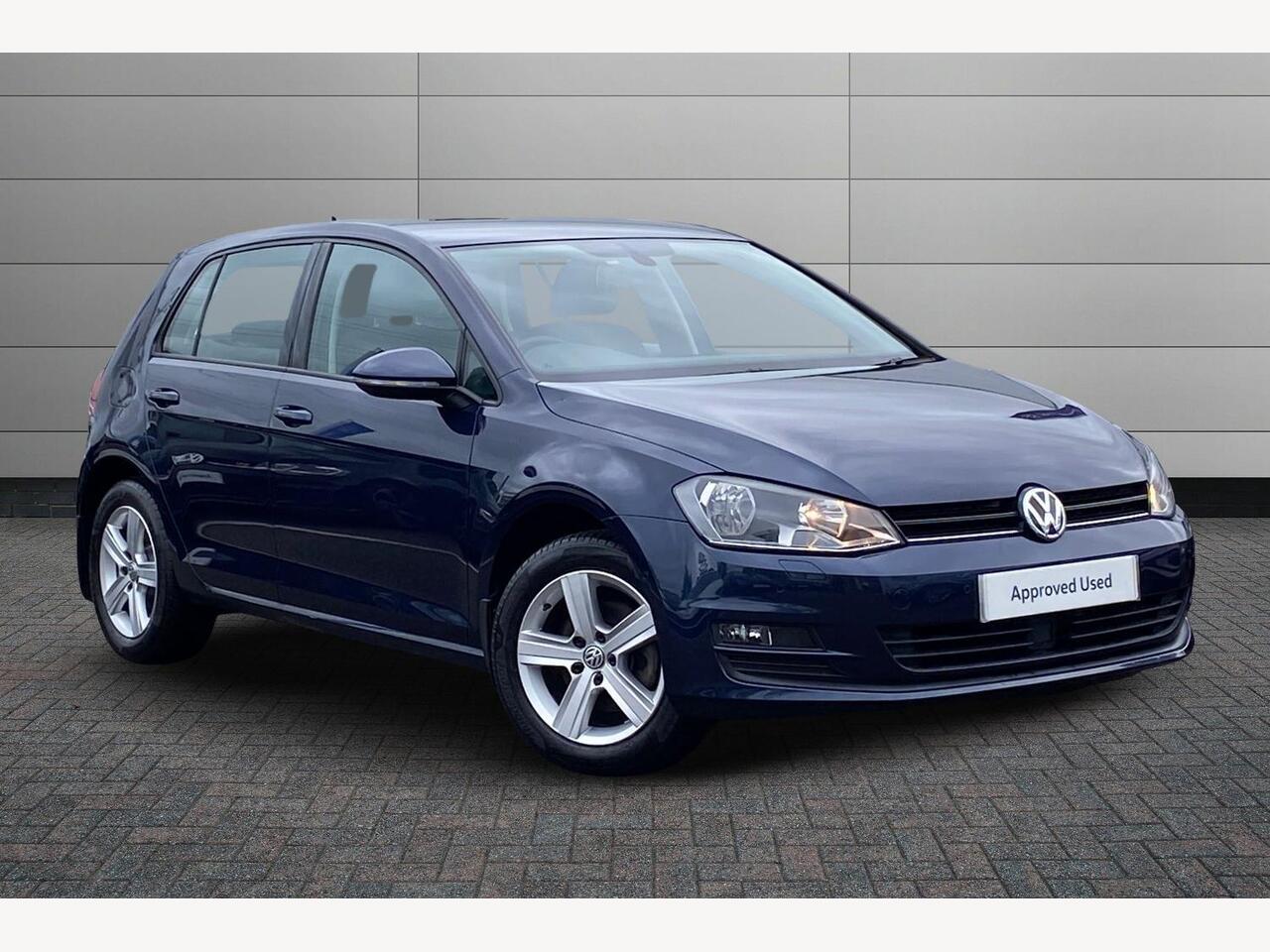 Main listing image - Volkswagen Golf