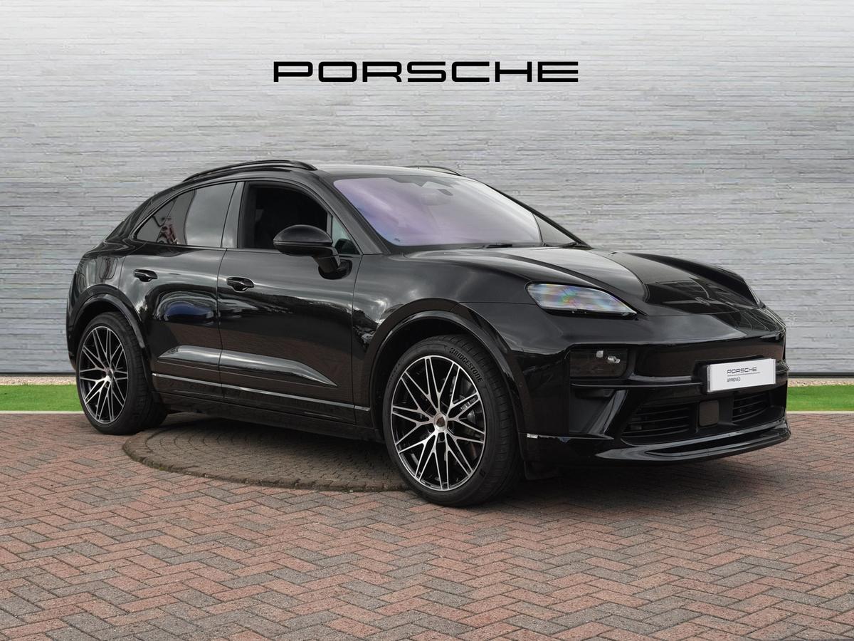Main listing image - Porsche Macan