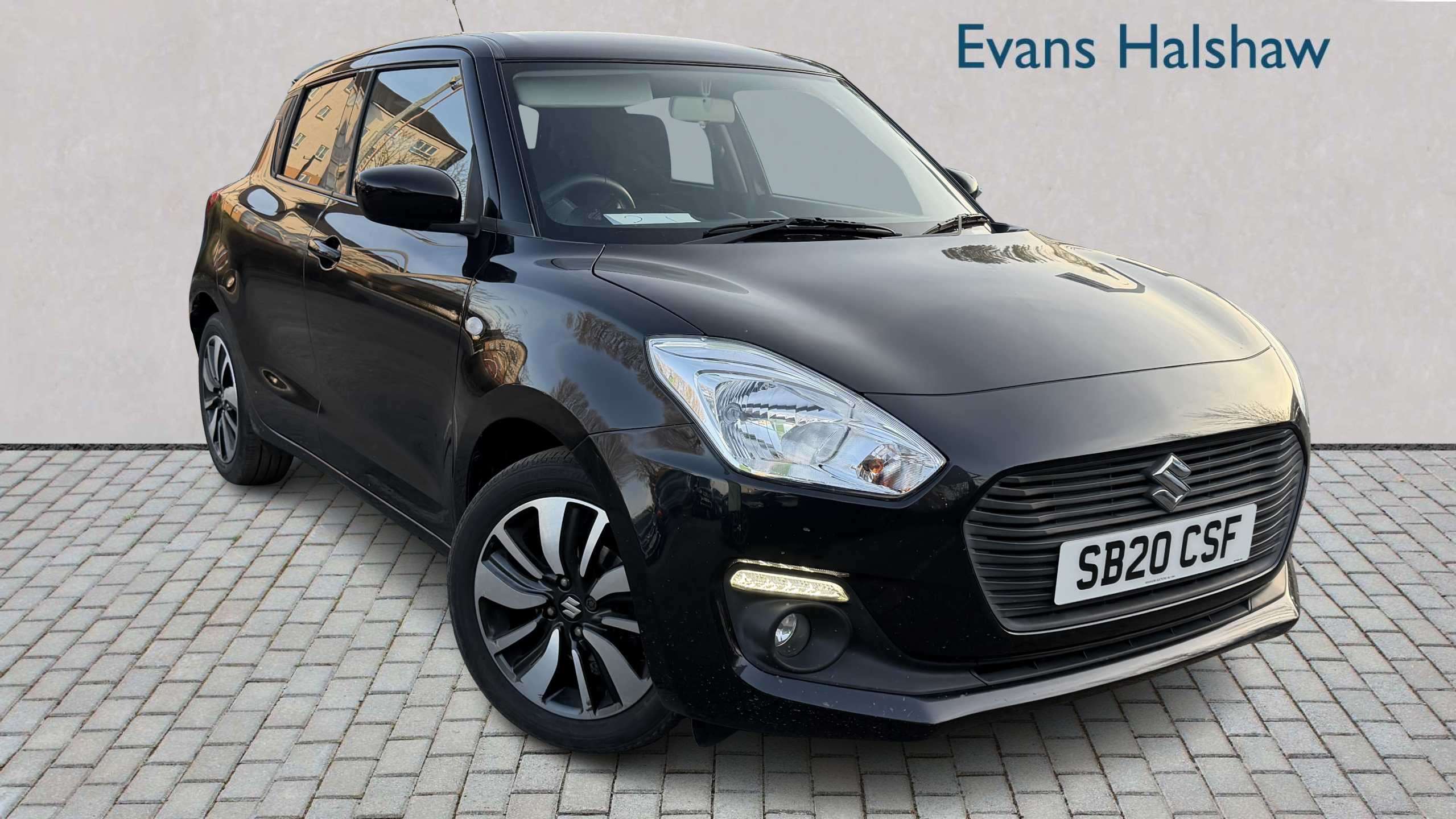 Main listing image - Suzuki Swift