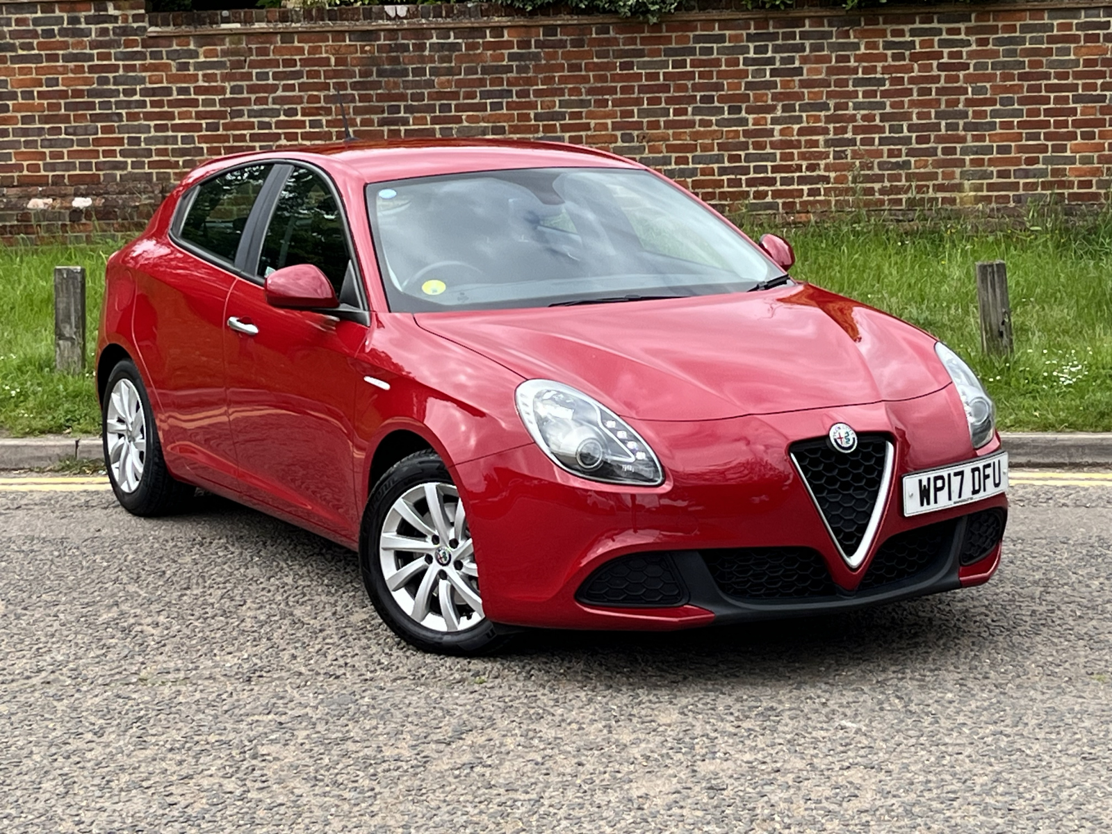 Main listing image - Alfa Romeo Giulietta