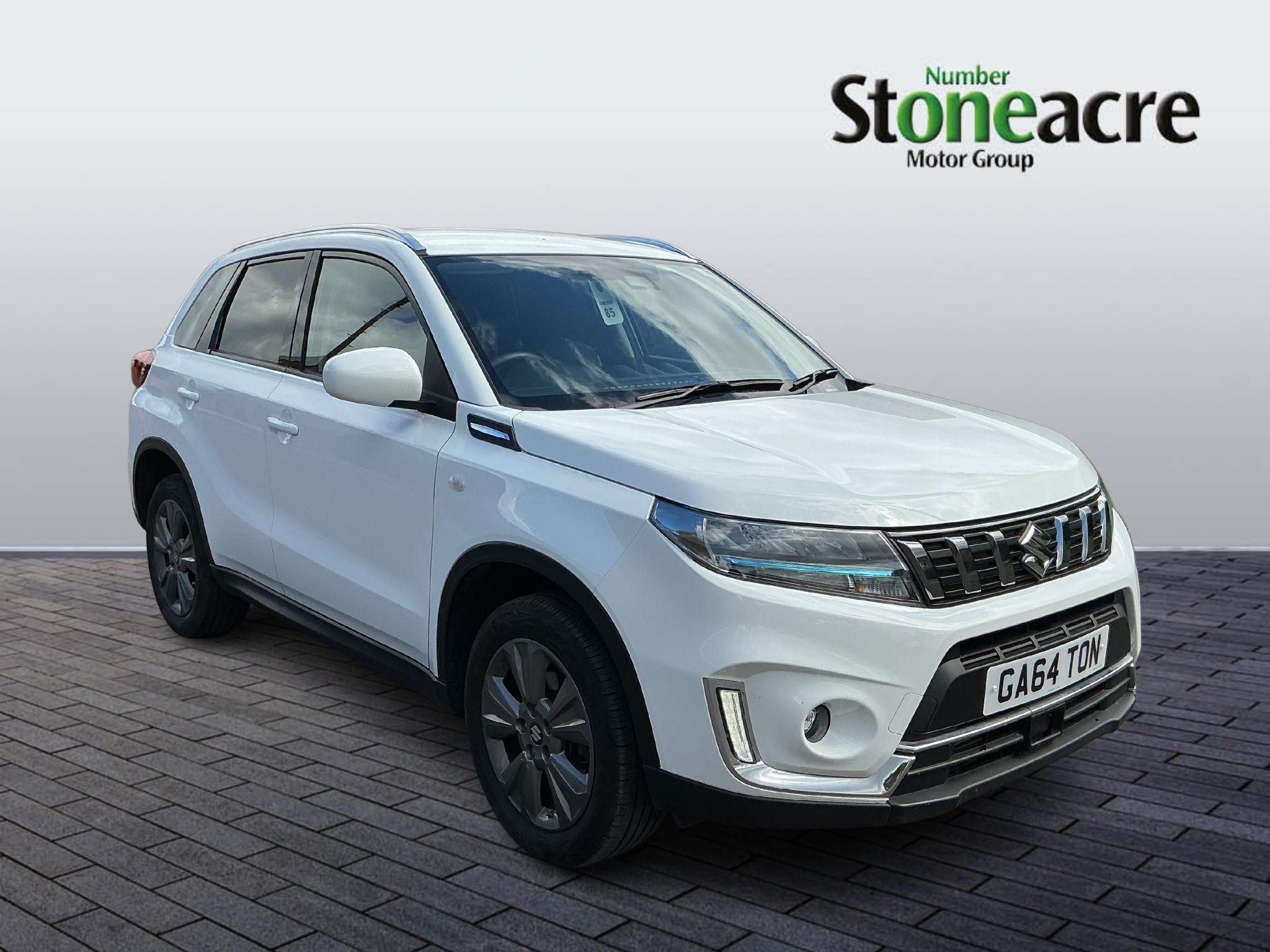 Main listing image - Suzuki Vitara