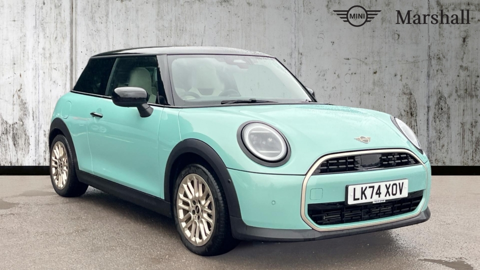 Main listing image - MINI Hatchback