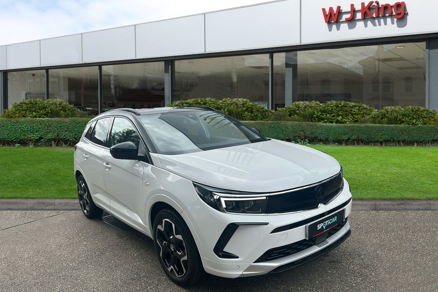 Main listing image - Vauxhall Grandland