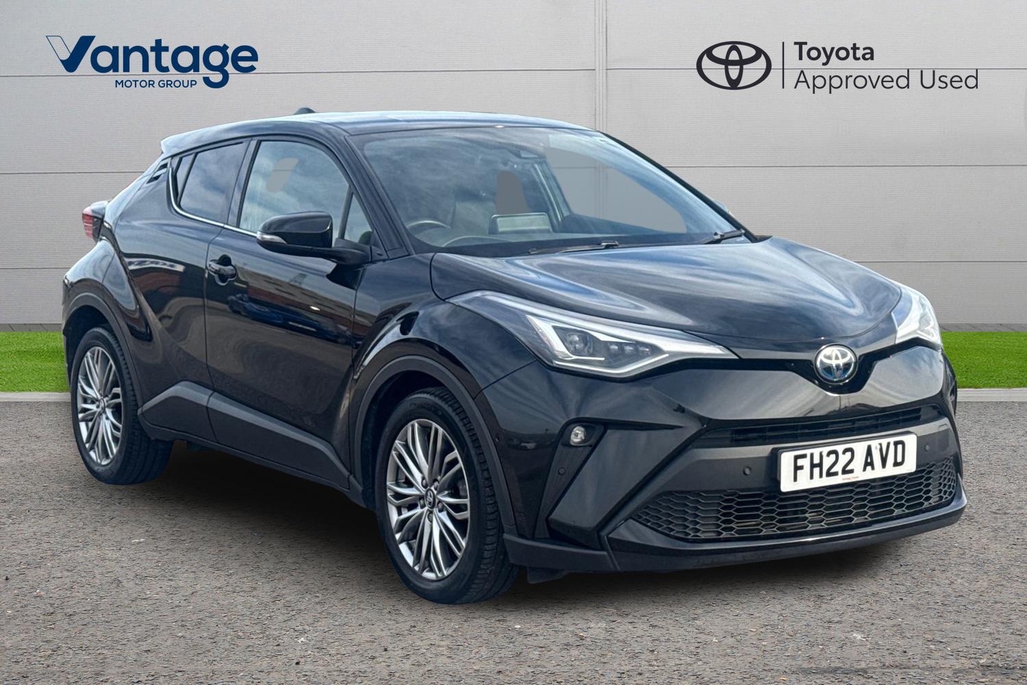 Main listing image - Toyota C-HR