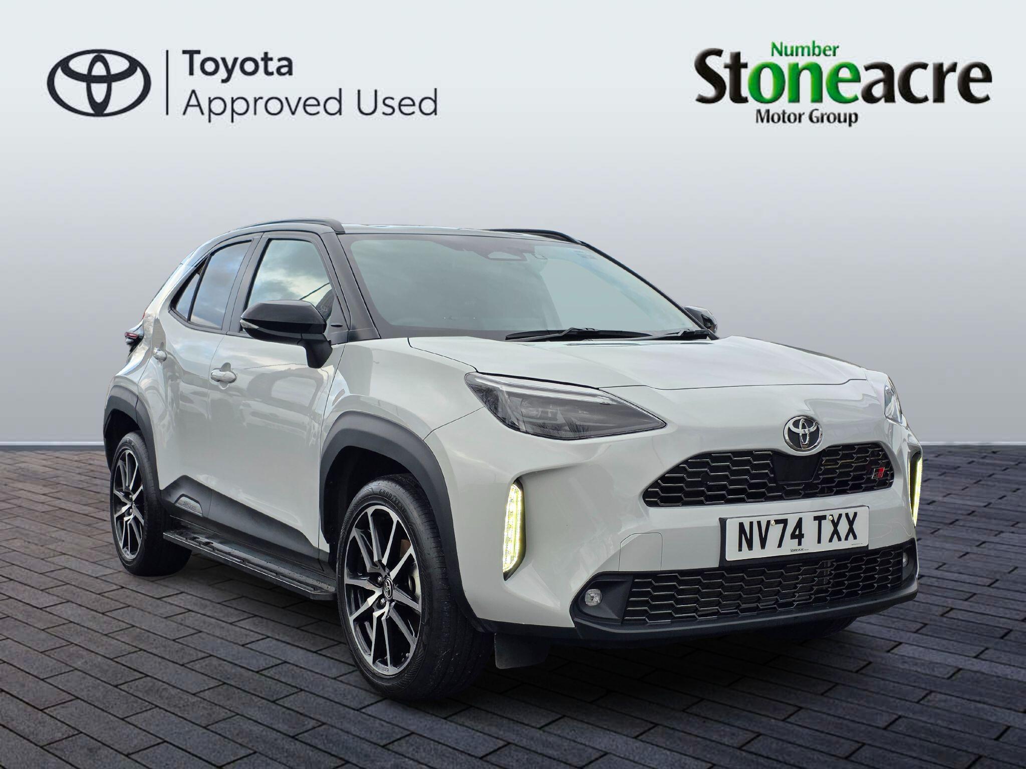 Main listing image - Toyota Yaris Cross