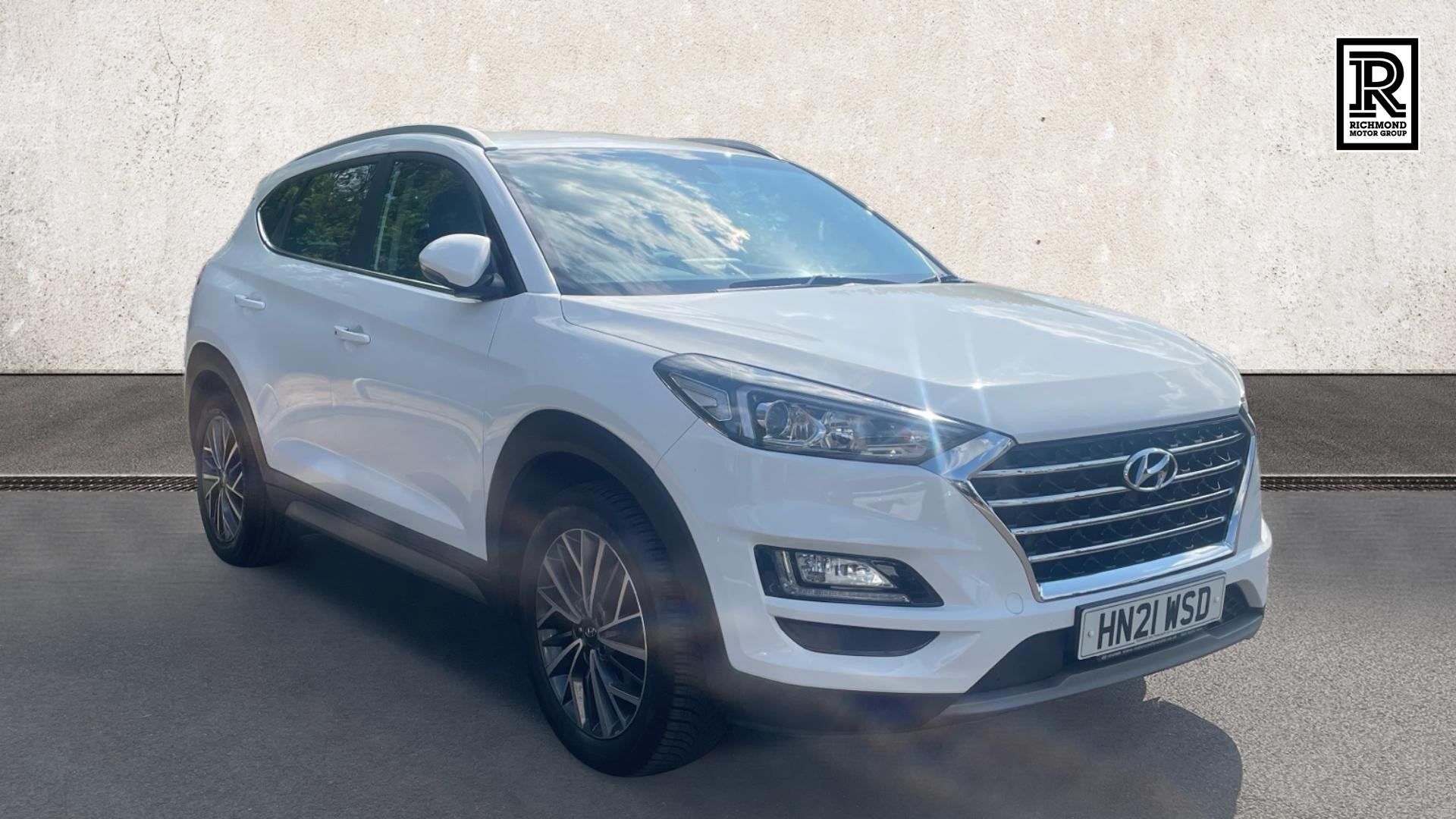 Main listing image - Hyundai Tucson