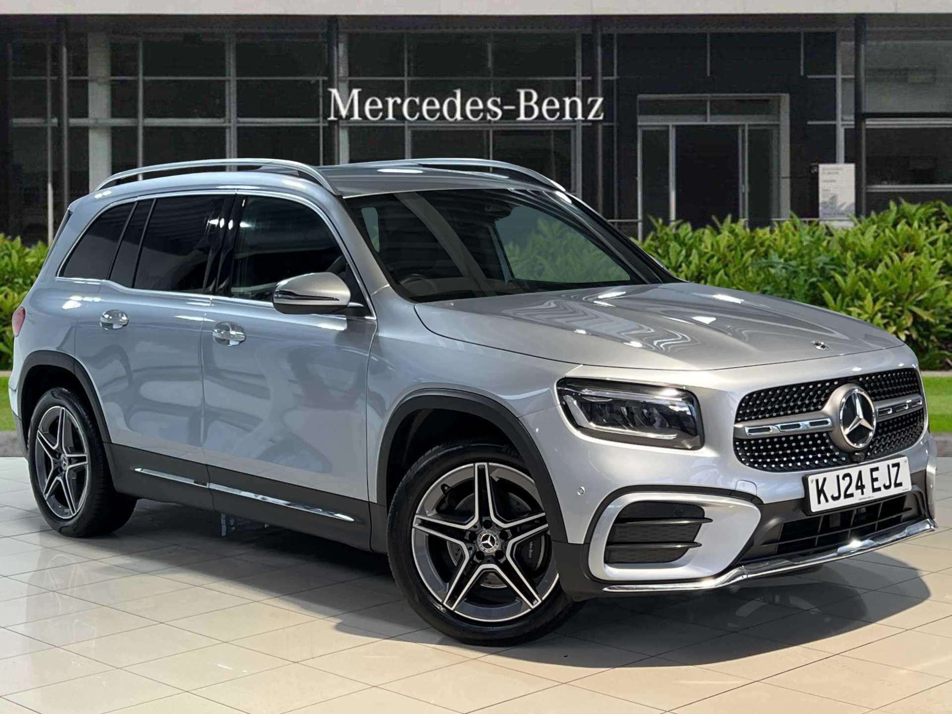 Main listing image - Mercedes-Benz GLB