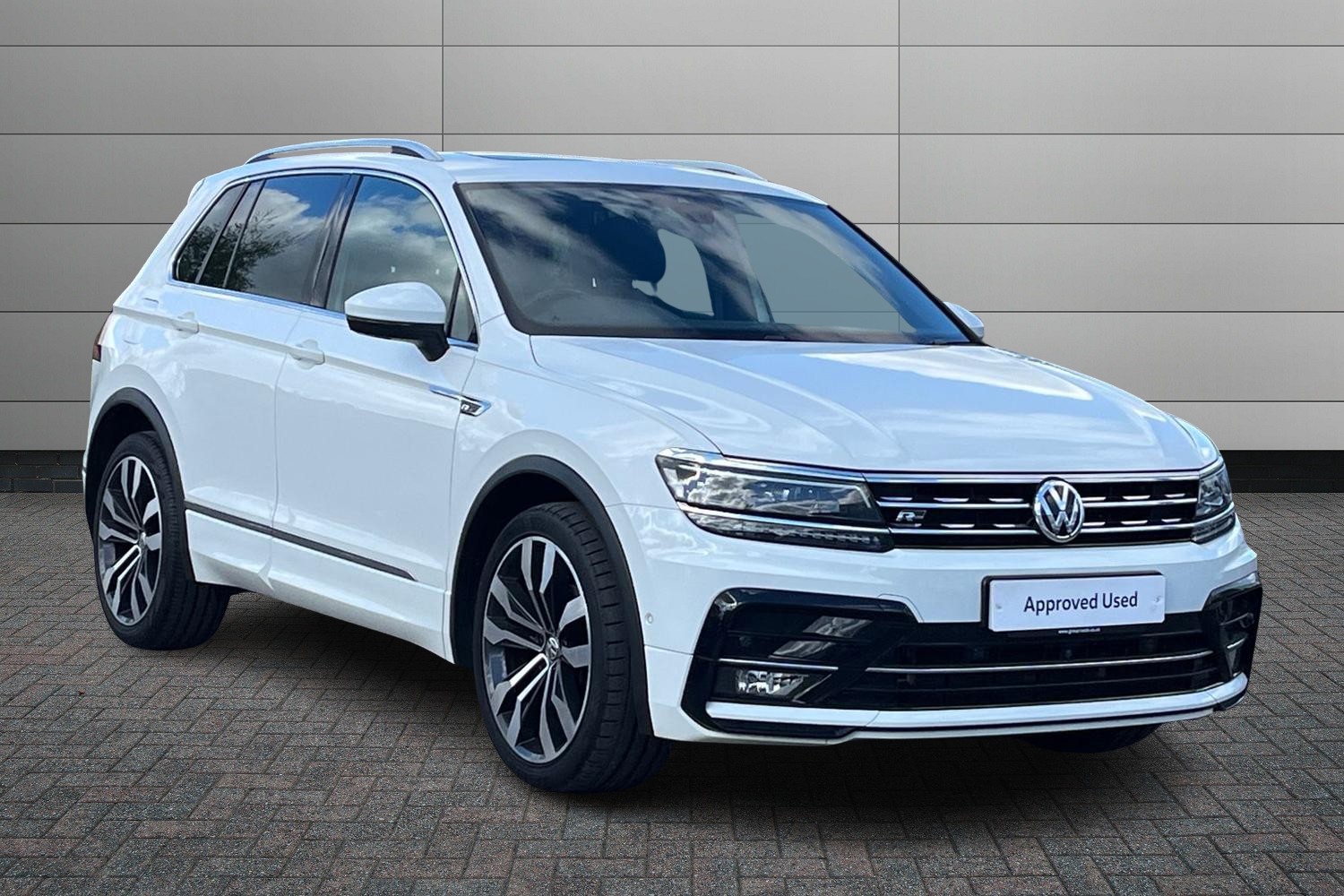 Main listing image - Volkswagen Tiguan