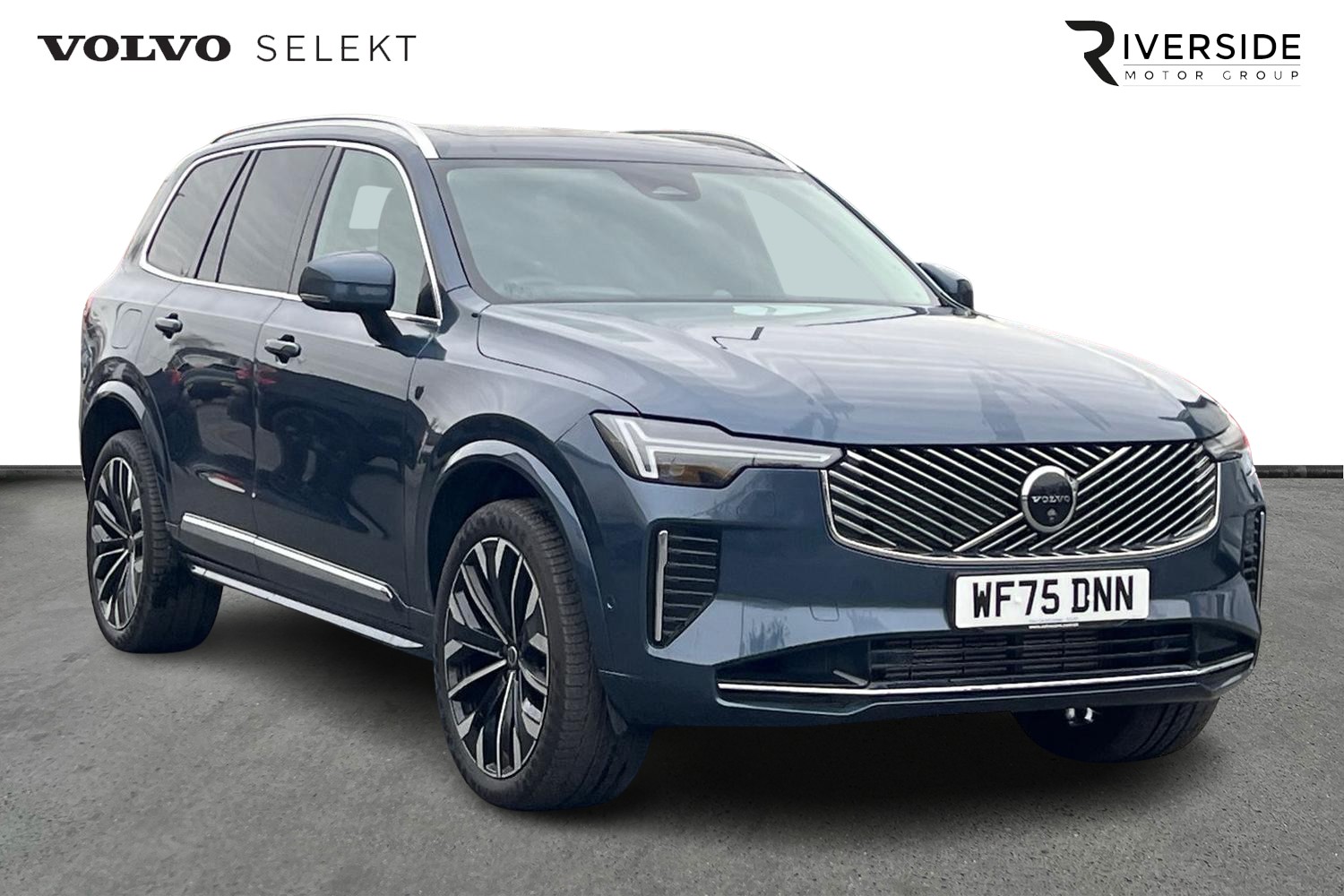 Main listing image - Volvo XC90