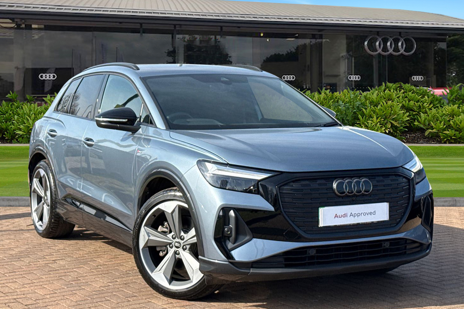 Main listing image - Audi Q4