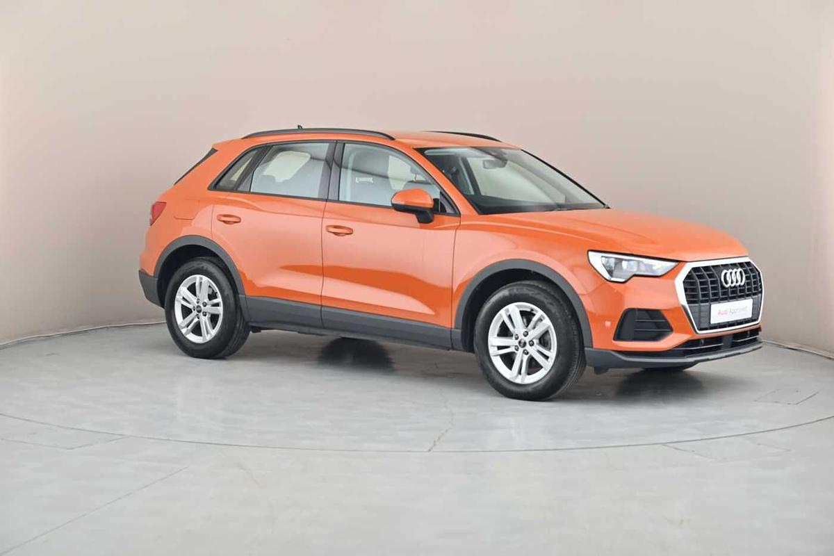 Main listing image - Audi Q3