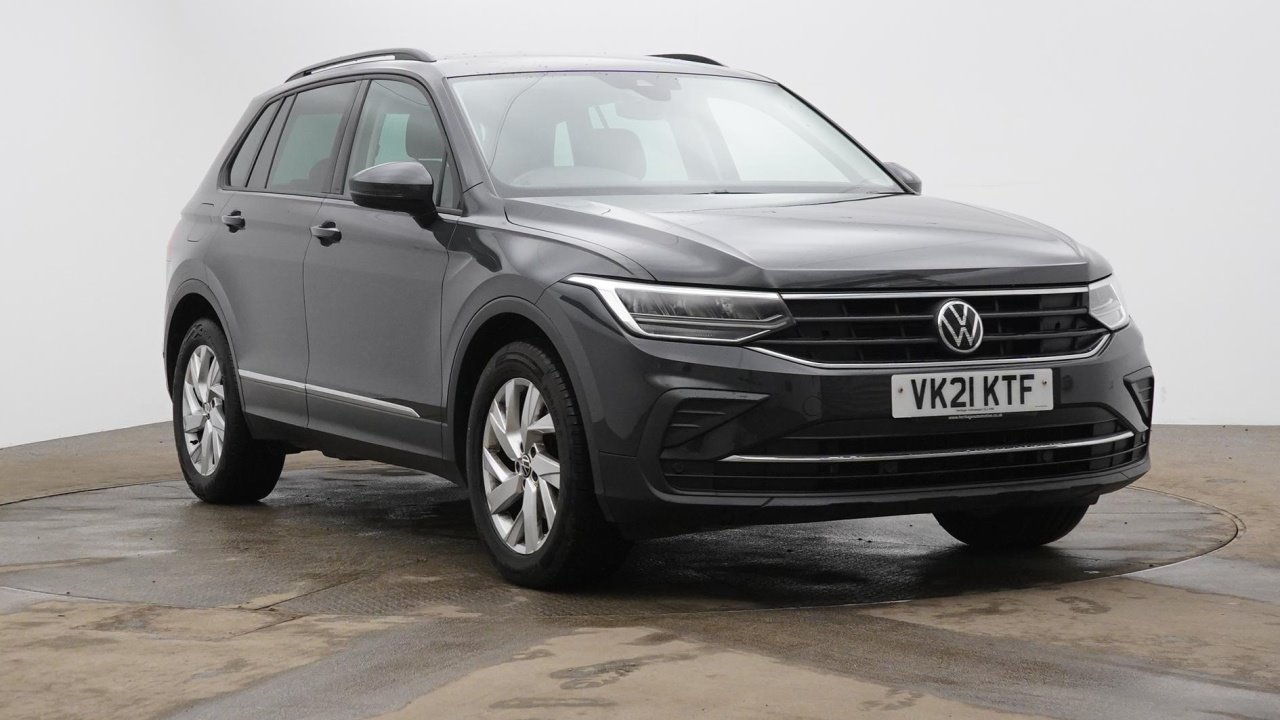 Main listing image - Volkswagen Tiguan