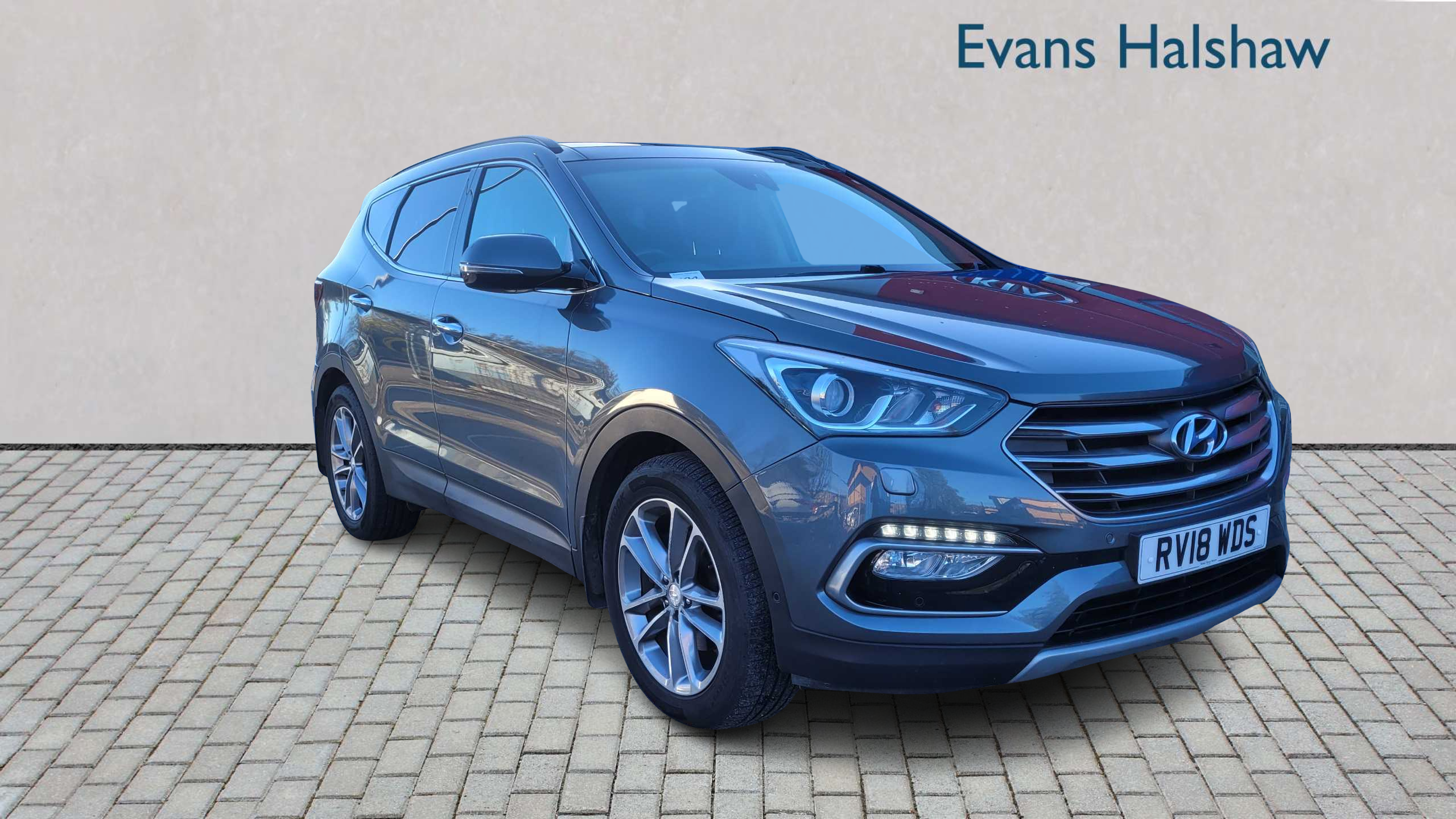 Main listing image - Hyundai Santa Fe