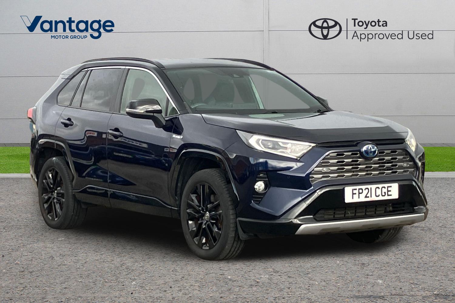 Main listing image - Toyota RAV4