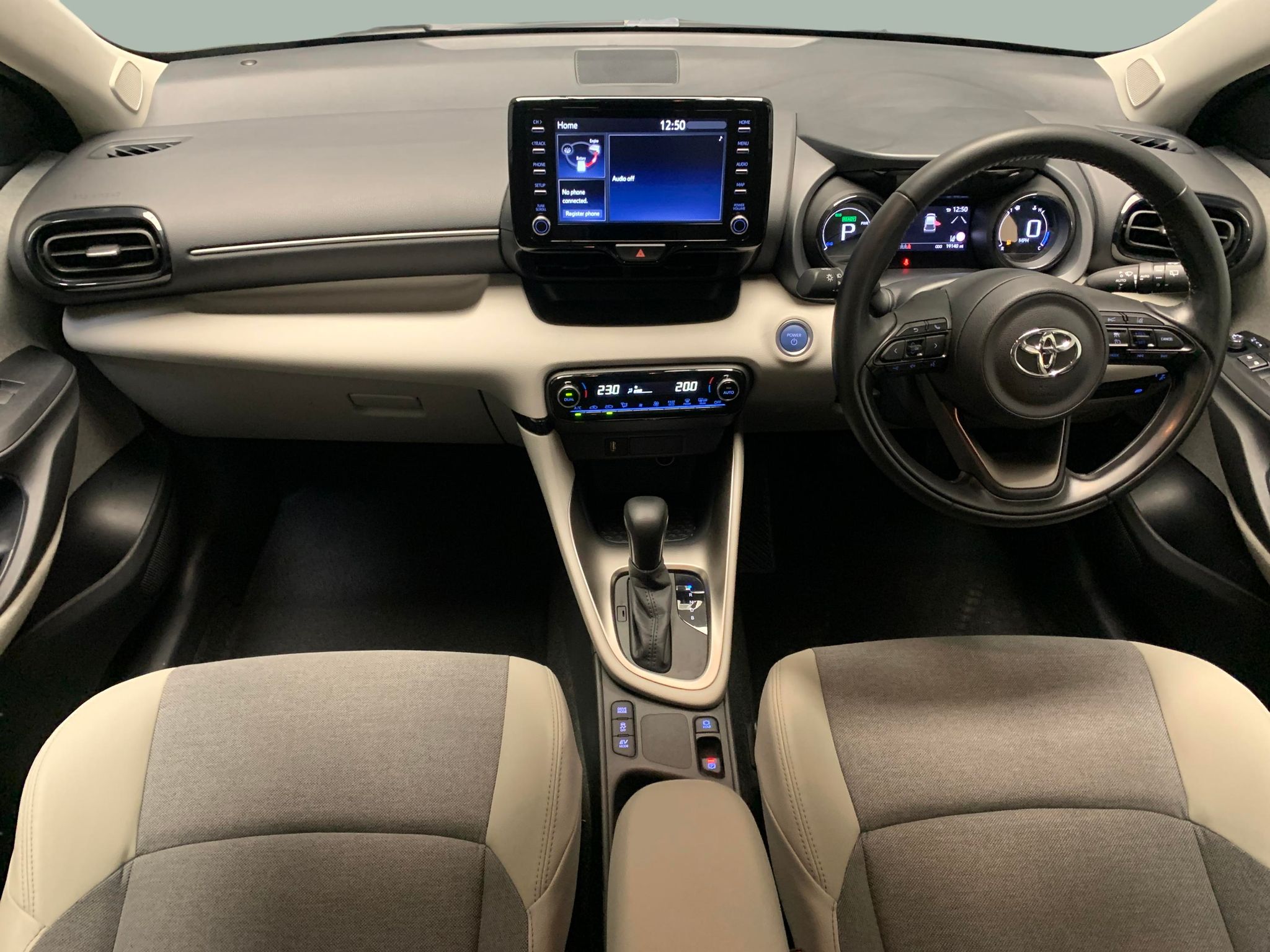 Main listing image - Toyota Yaris