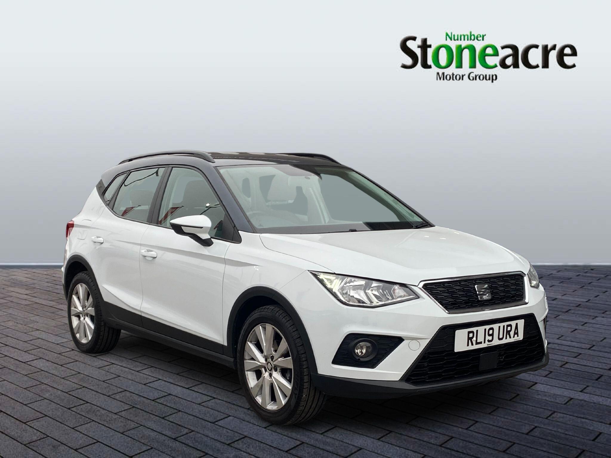 Main listing image - SEAT Arona