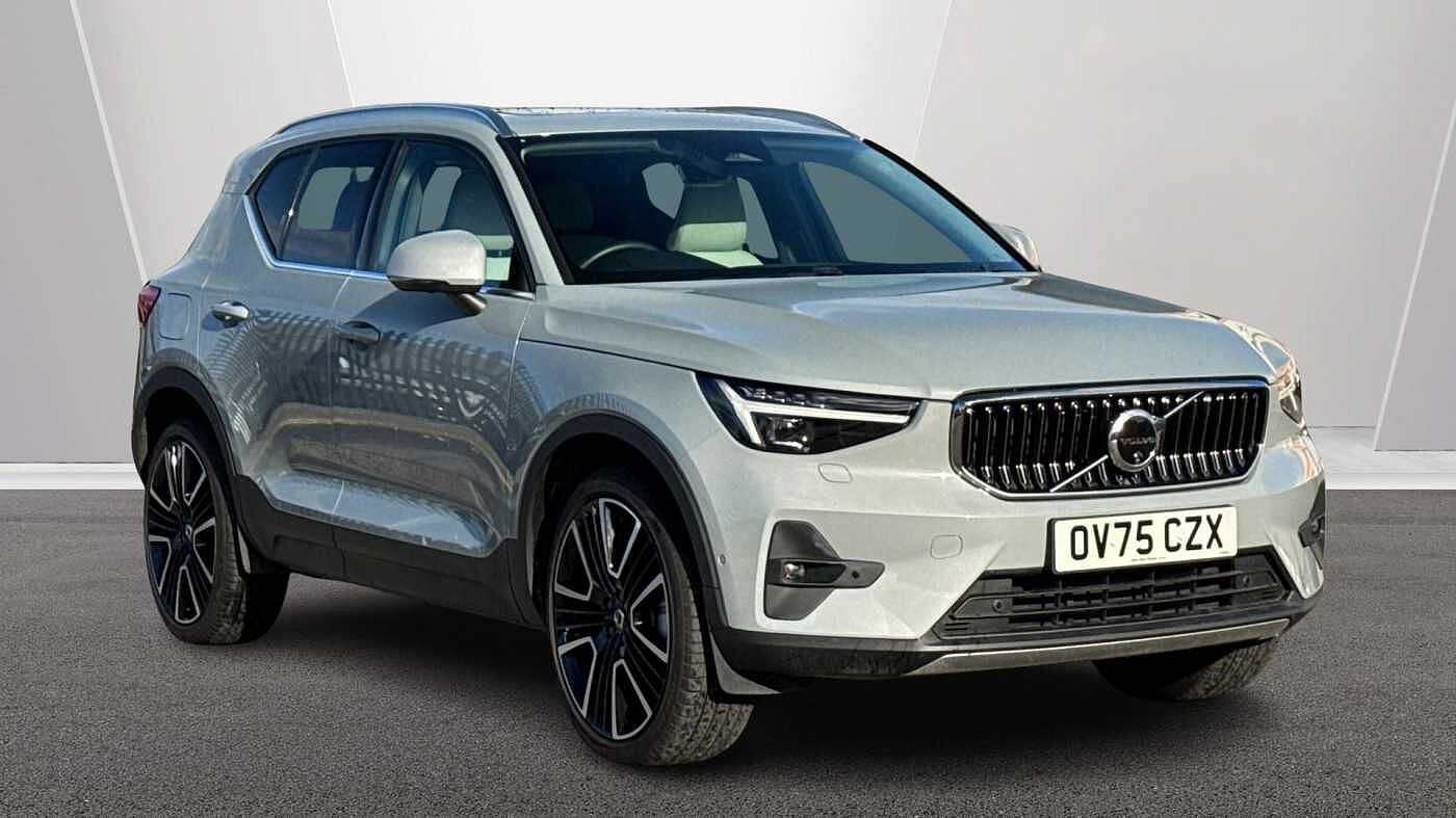 Main listing image - Volvo XC40