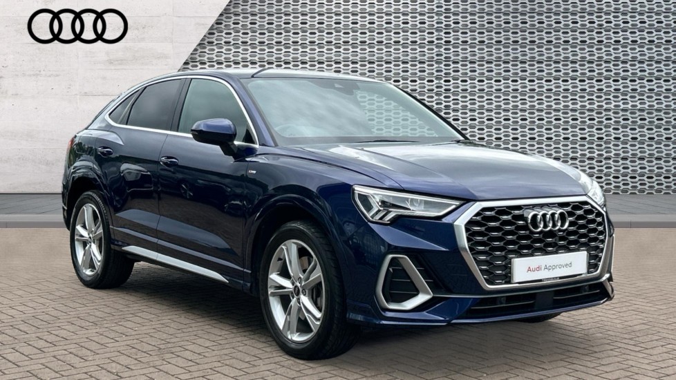 Main listing image - Audi Q3