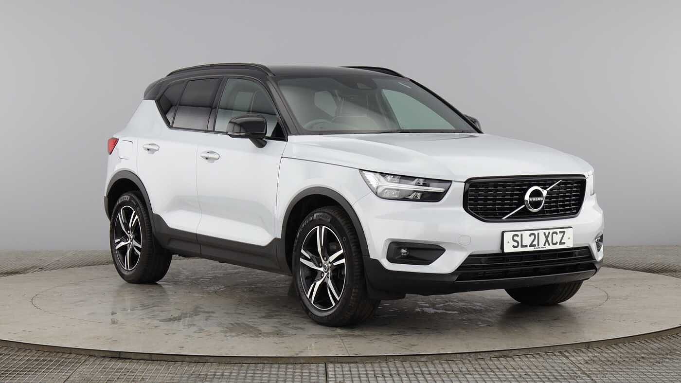 Main listing image - Volvo XC40