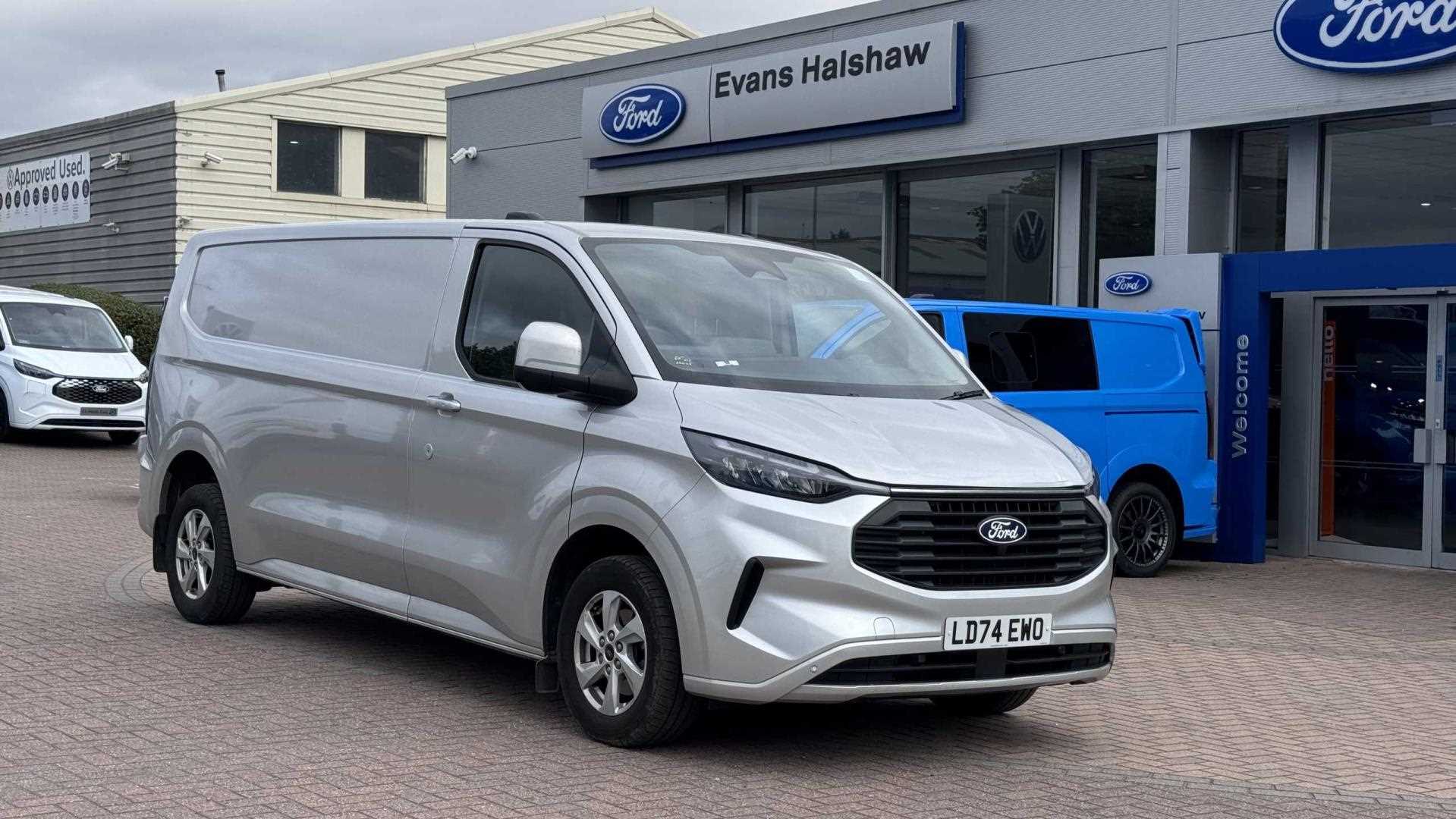 Main listing image - Ford Transit Custom