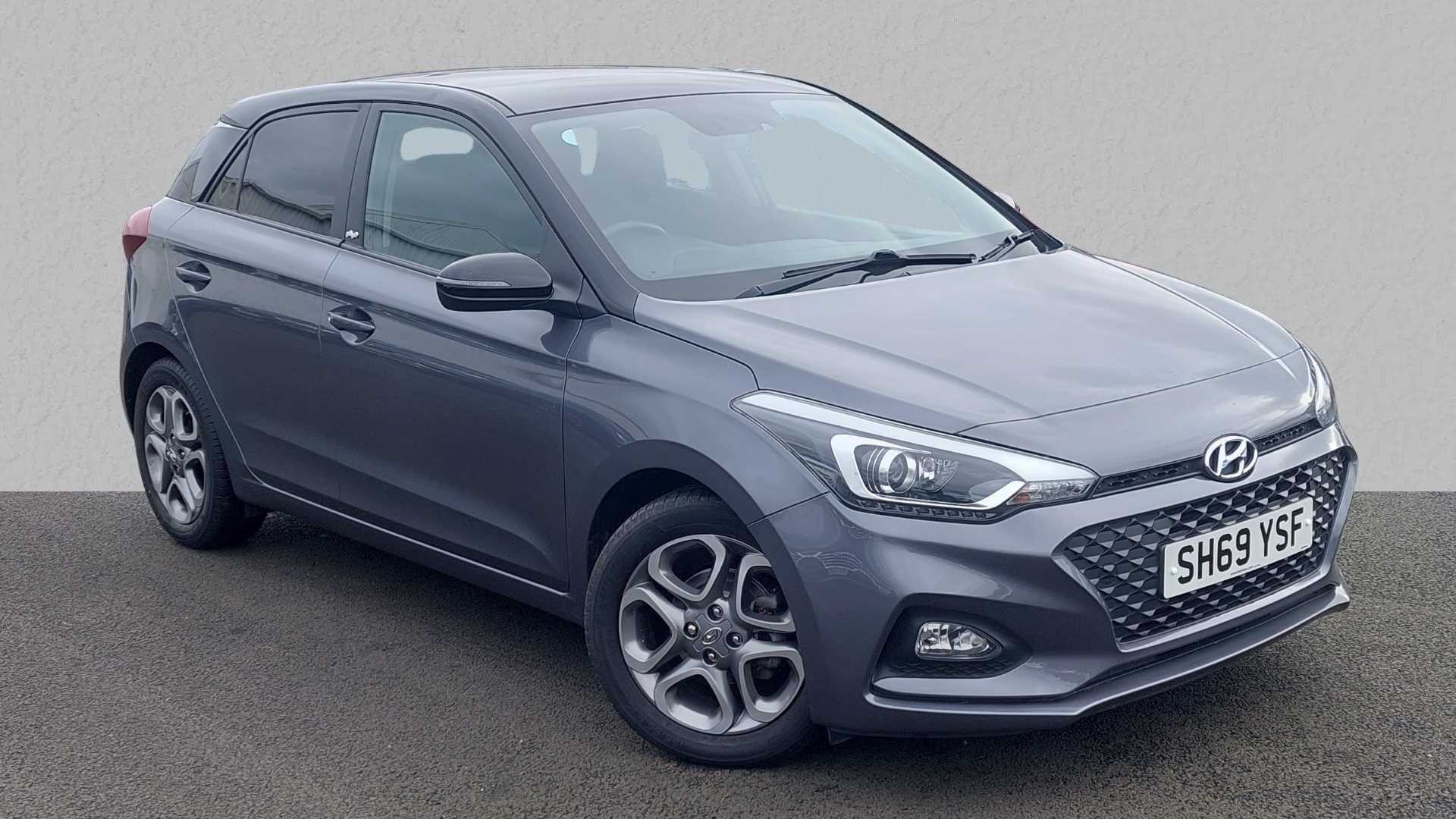 Main listing image - Hyundai i20