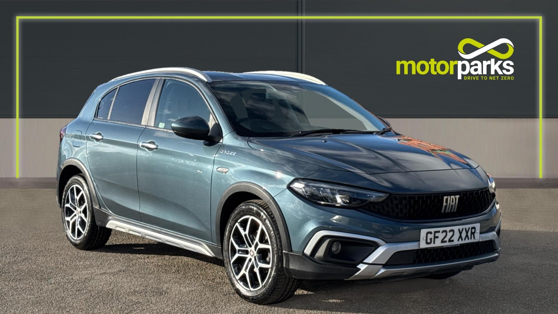 Main listing image - Fiat Tipo Cross