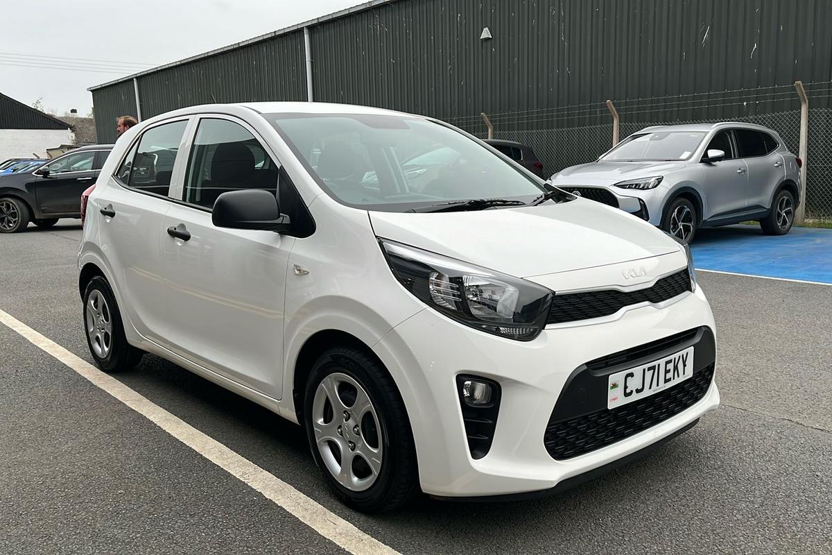 Main listing image - Kia Picanto