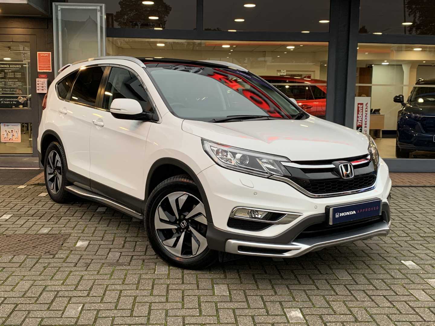 Main listing image - Honda CR-V