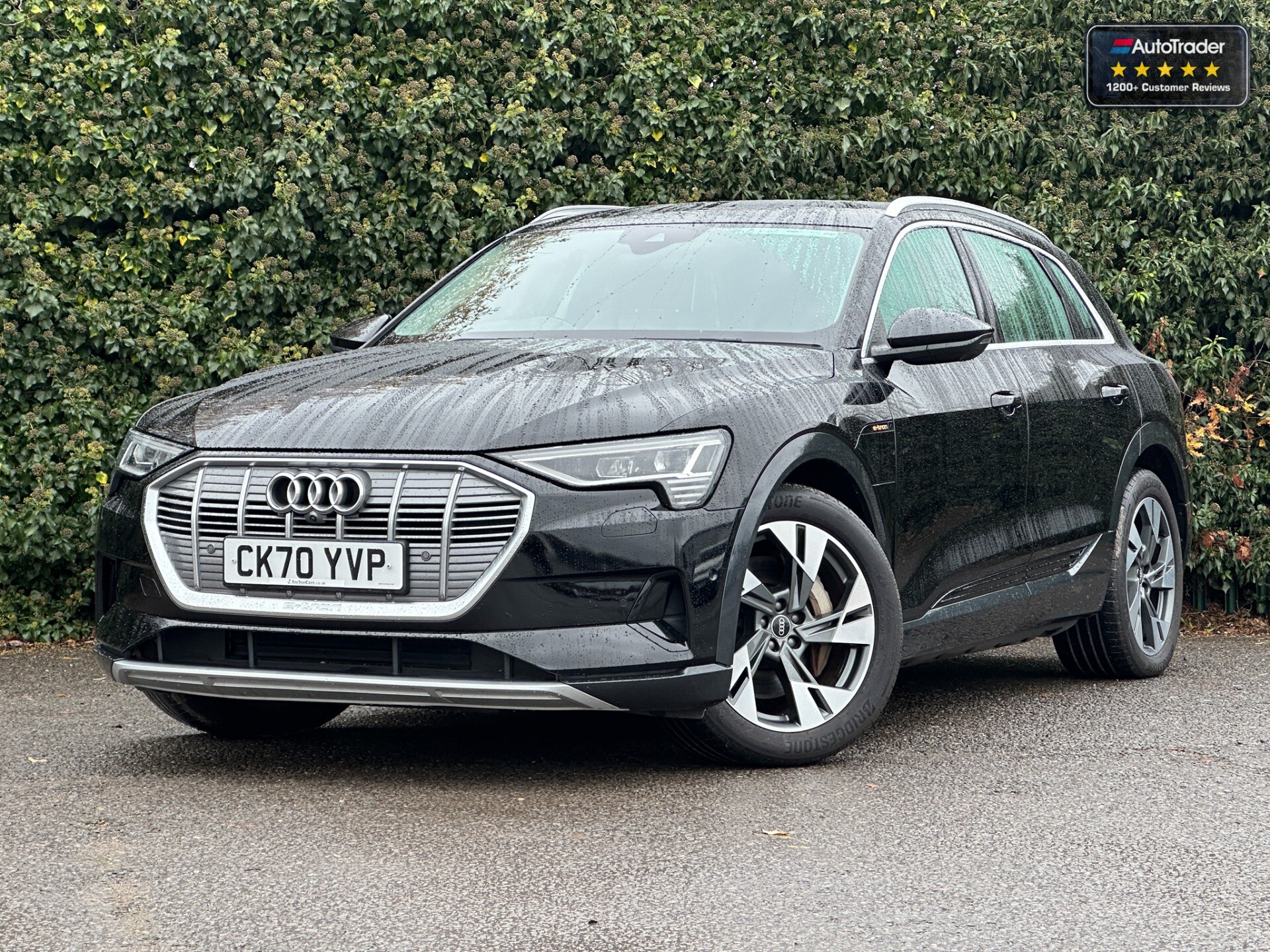 Main listing image - Audi e-tron