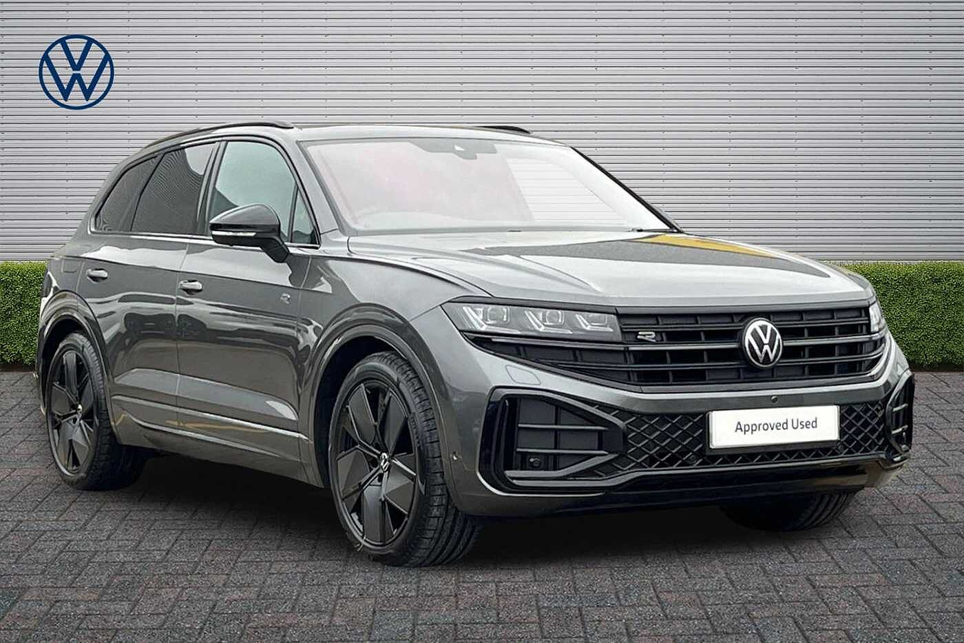 Main listing image - Volkswagen Touareg