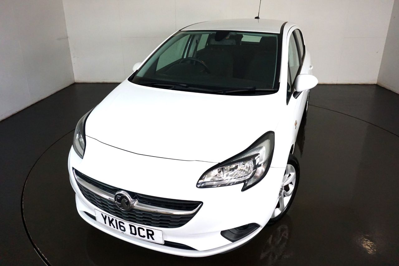 Main listing image - Vauxhall Corsa