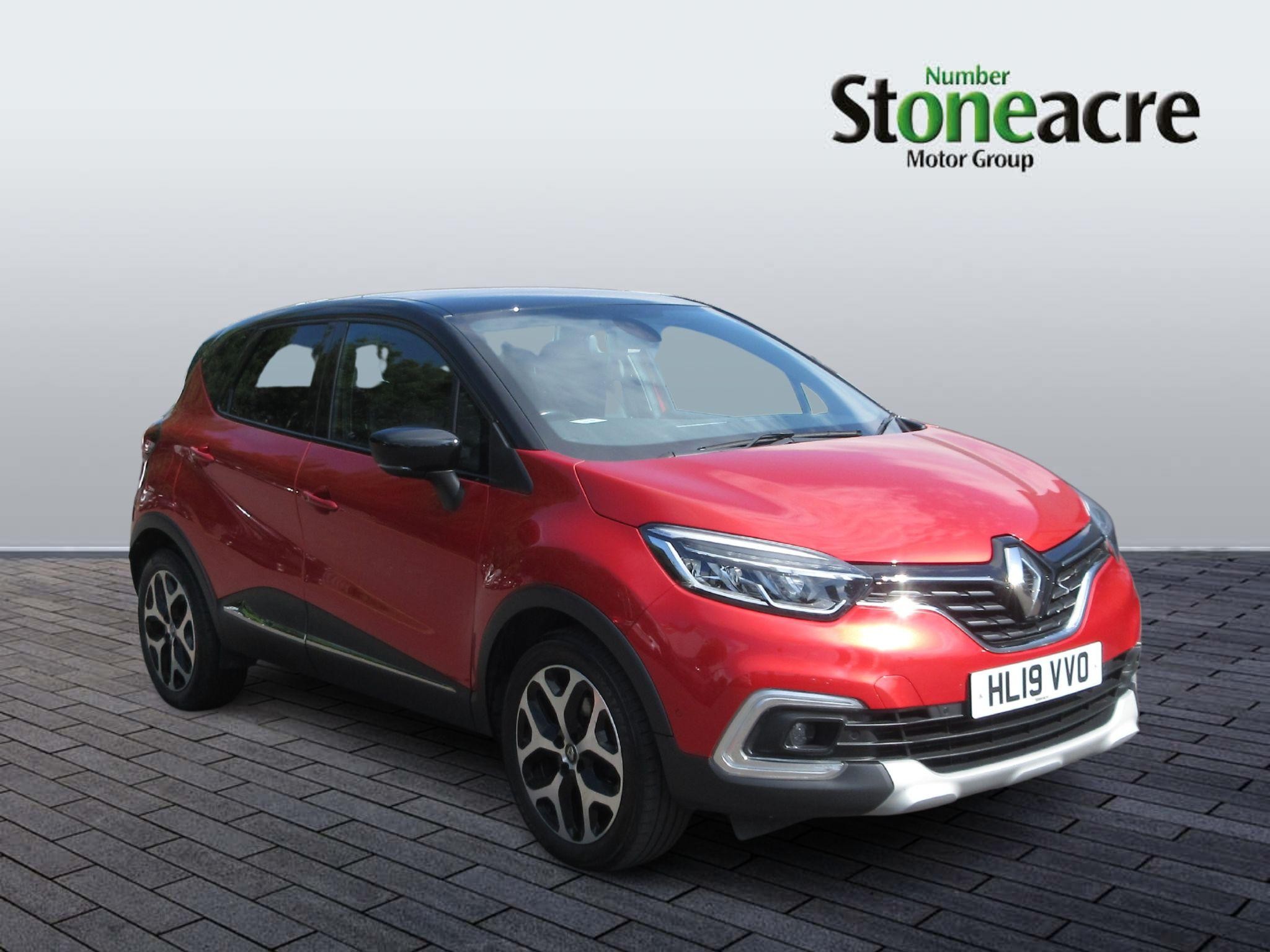 Main listing image - Renault Captur