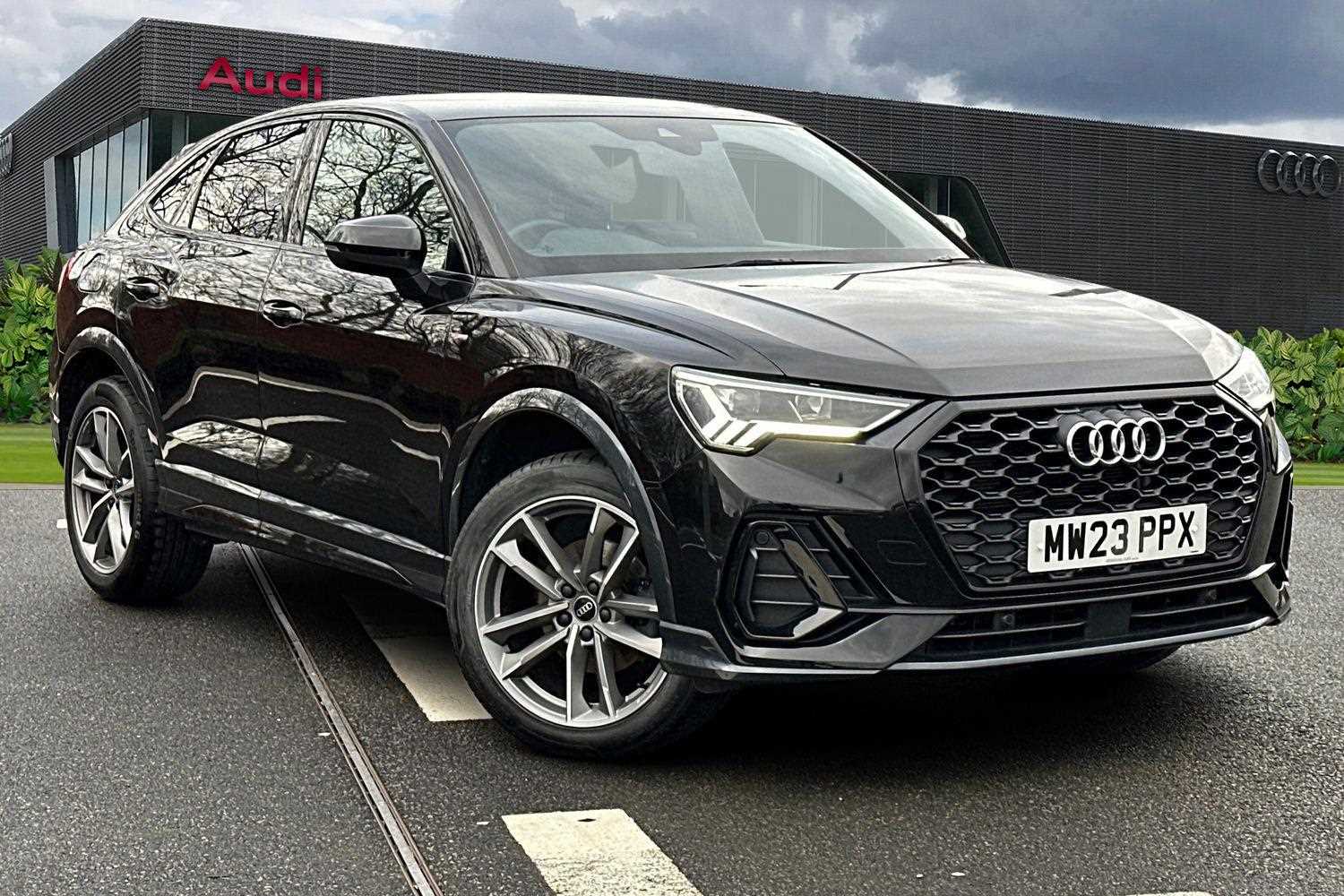 Main listing image - Audi Q3