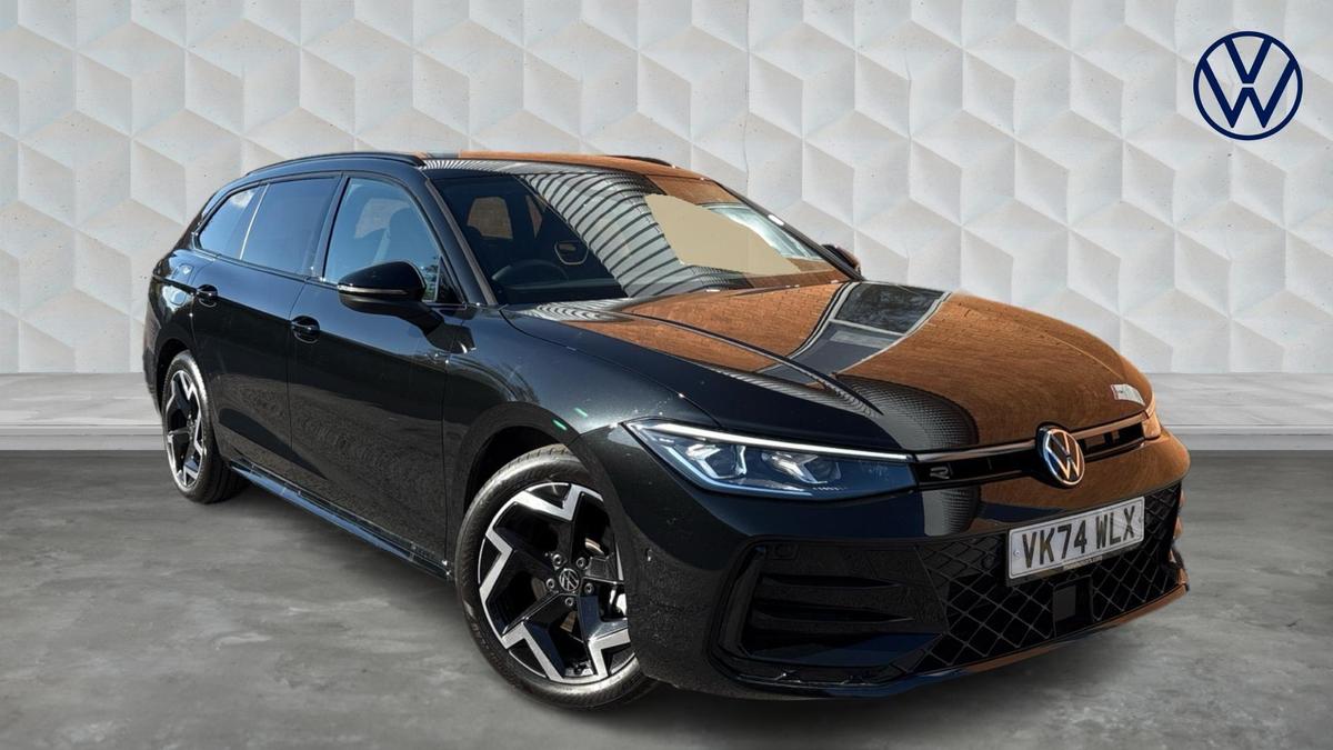 Main listing image - Volkswagen Passat Estate
