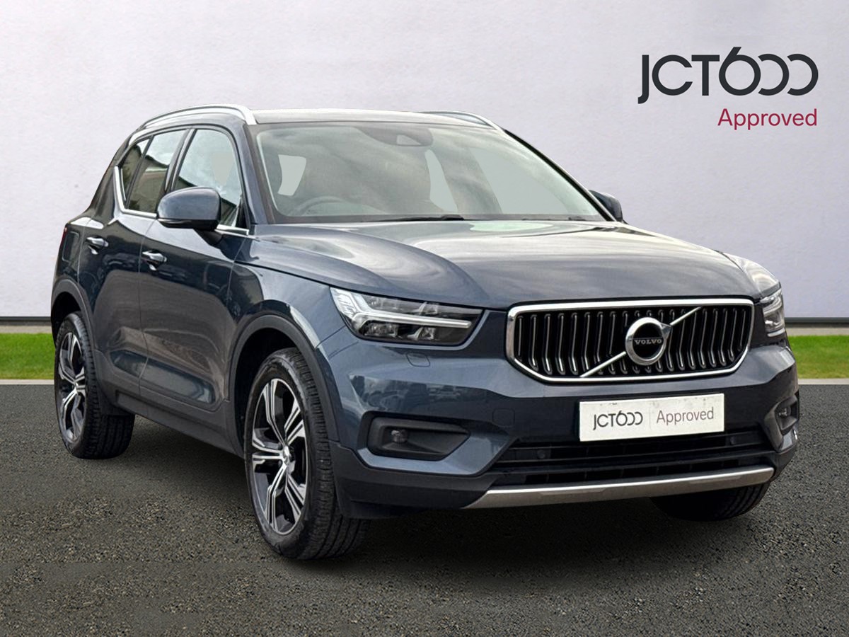 Main listing image - Volvo XC40