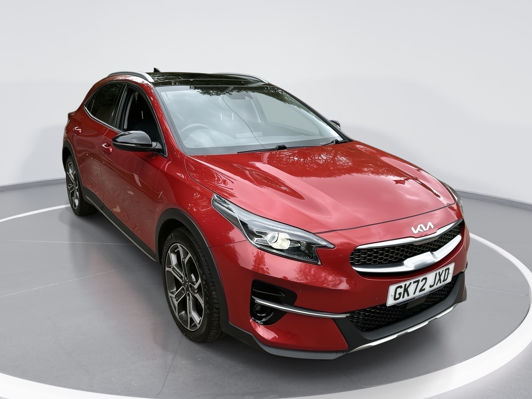 Main listing image - Kia XCeed