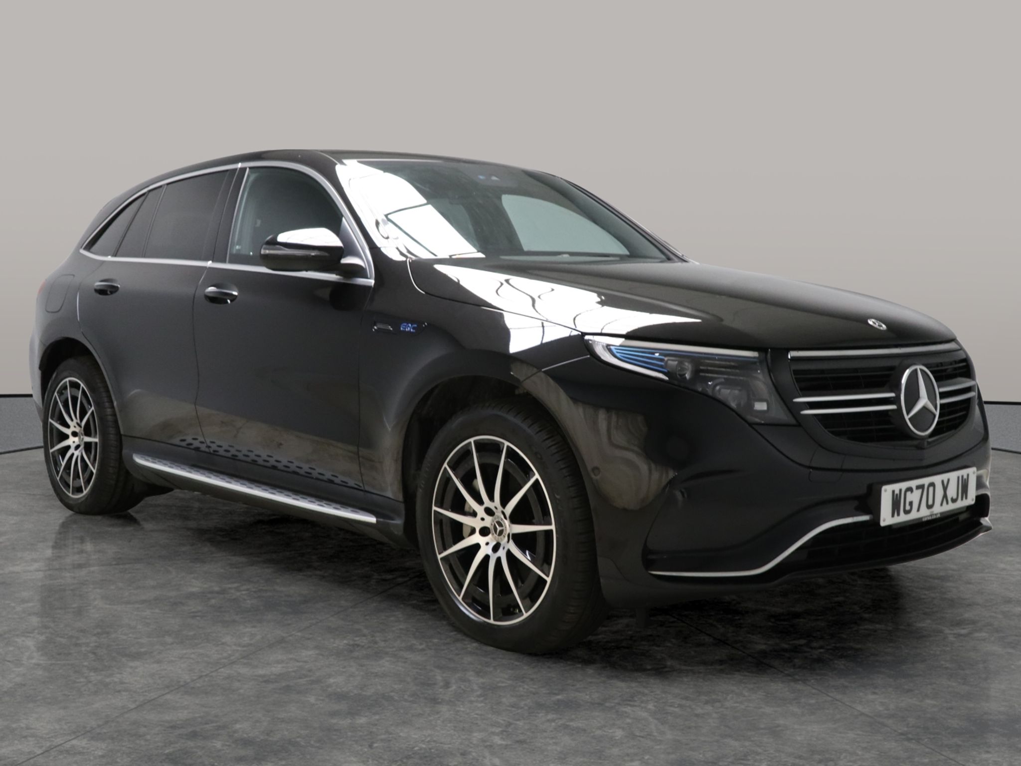 Main listing image - Mercedes-Benz EQC