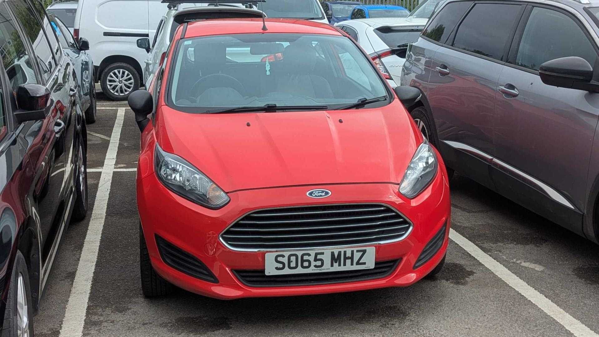 Main listing image - Ford Fiesta