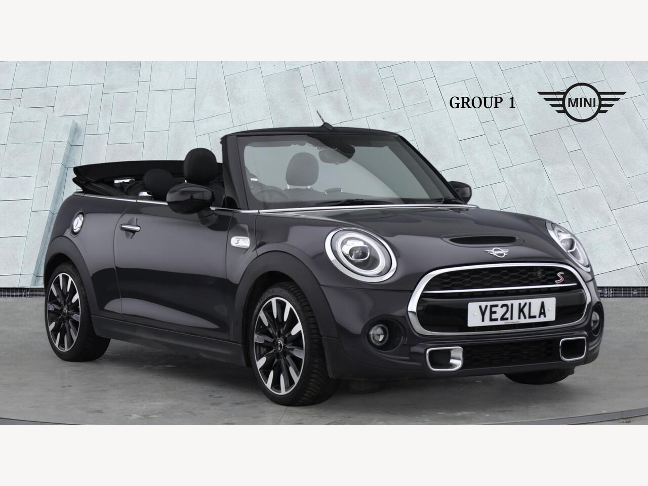 Main listing image - MINI Convertible