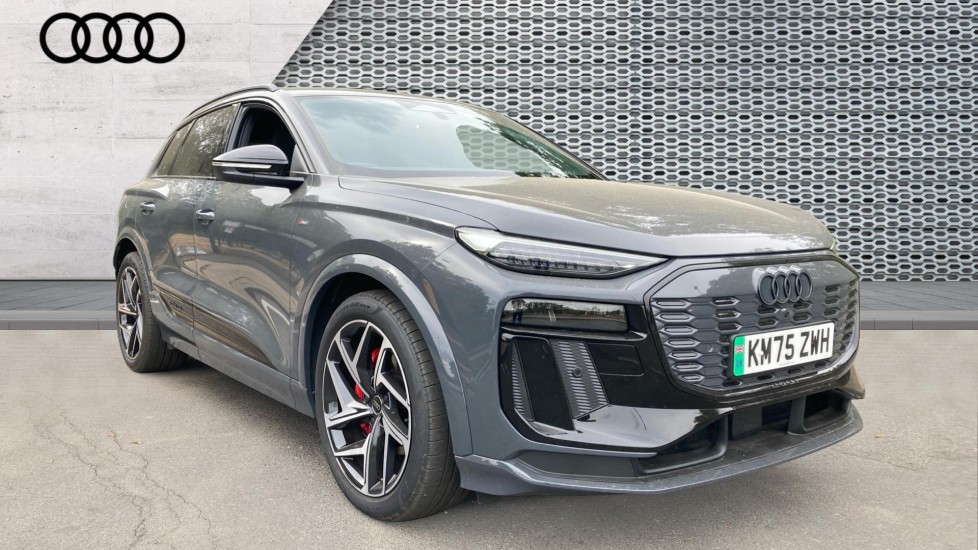 Main listing image - Audi Q6