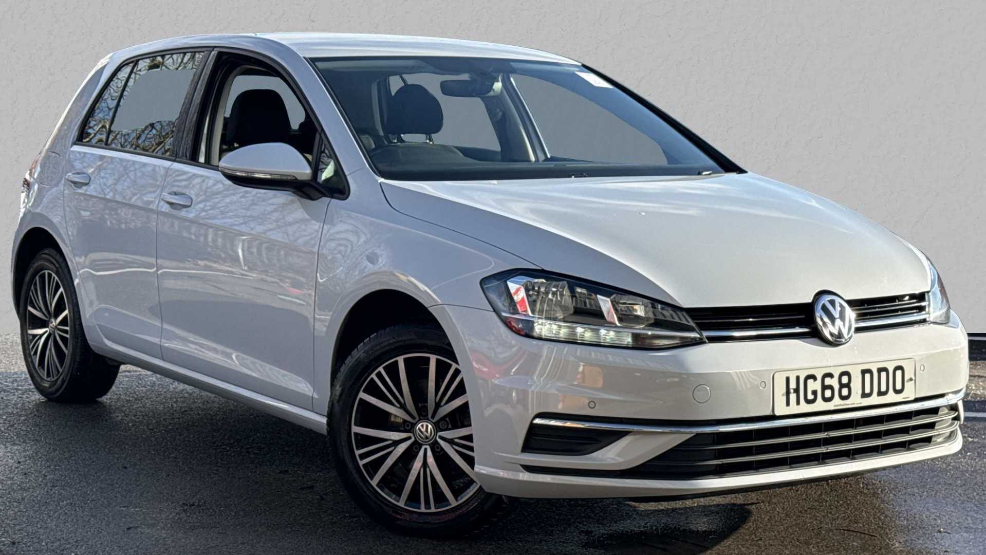 Main listing image - Volkswagen Golf