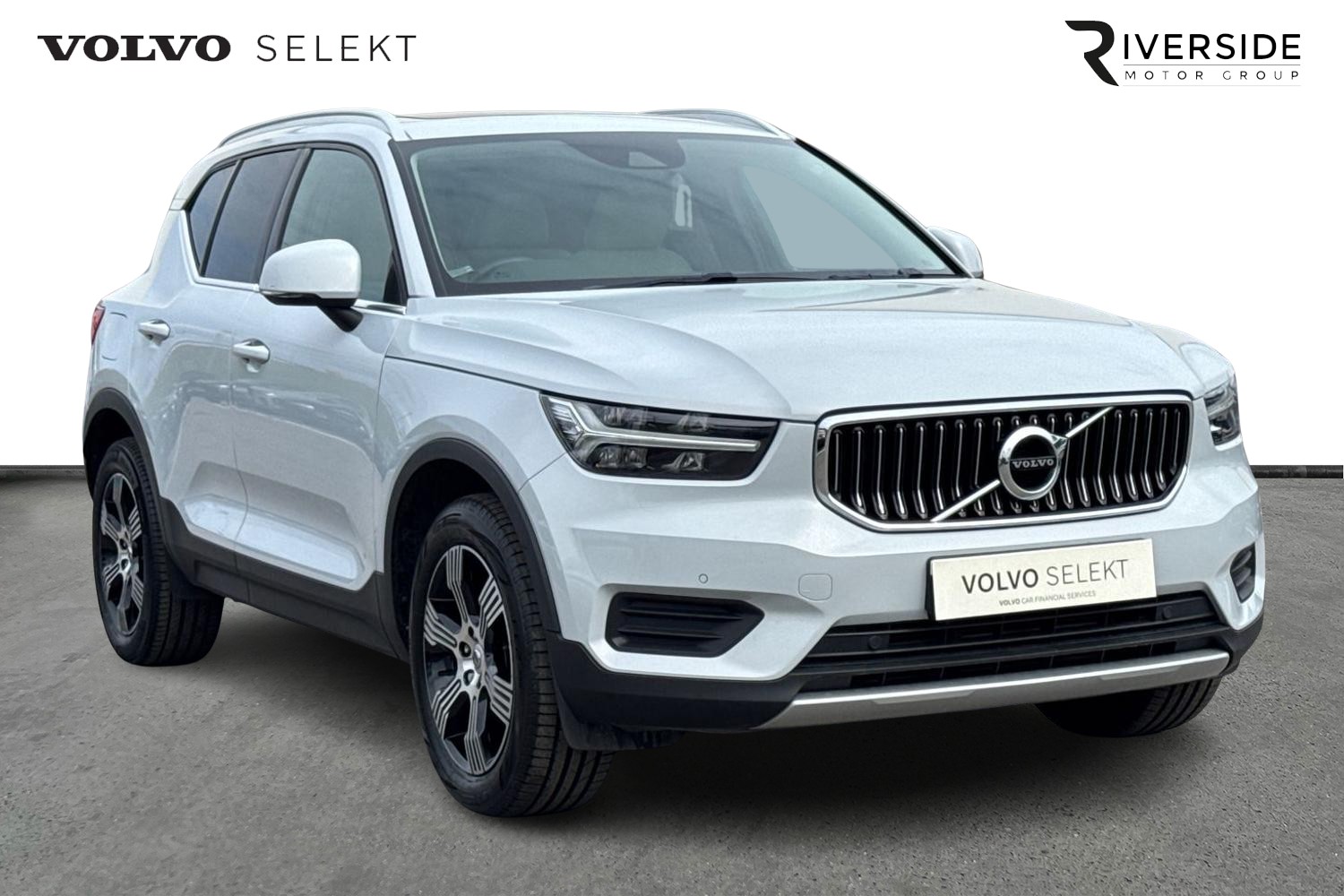 Main listing image - Volvo XC40