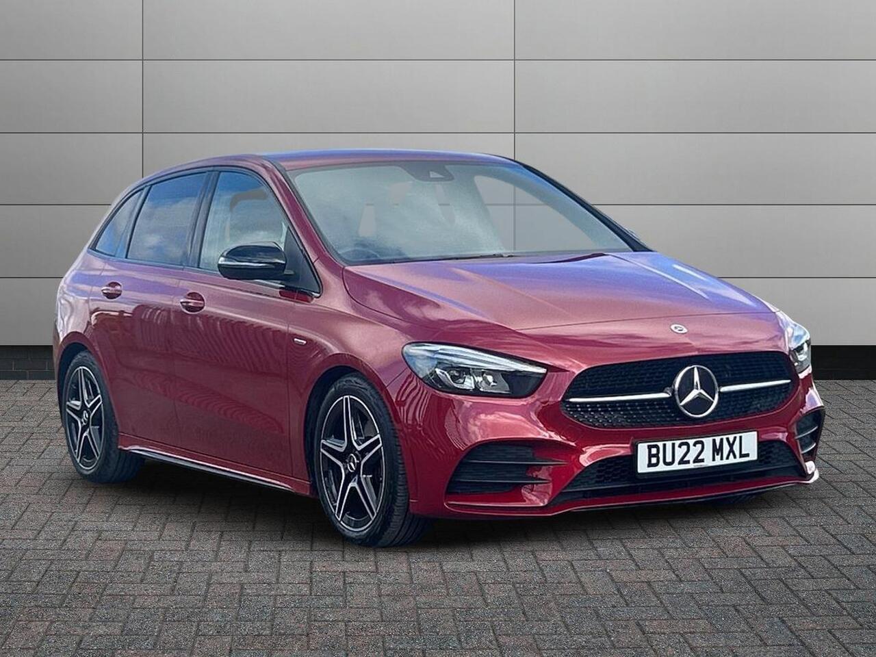 Main listing image - Mercedes-Benz B-Class