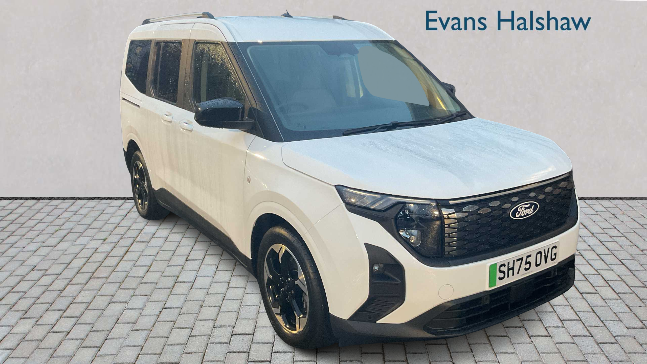 Main listing image - Ford Tourneo Courier