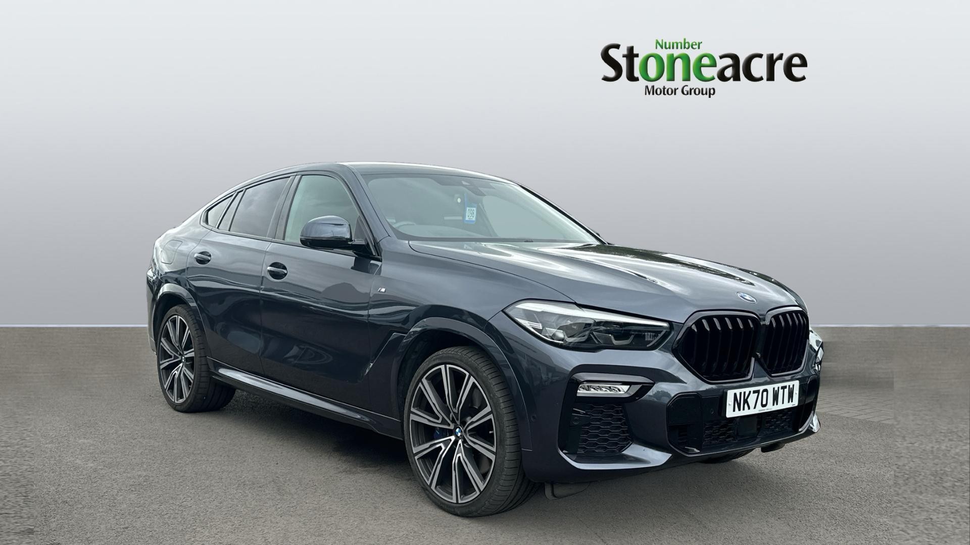 Main listing image - BMW X6