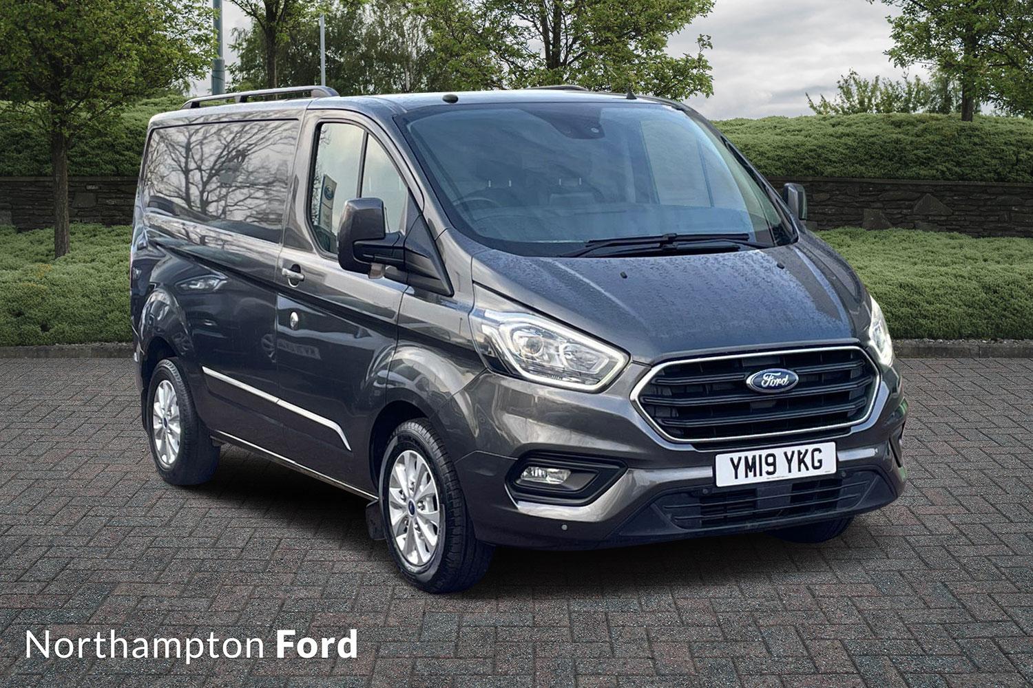 Main listing image - Ford Transit Custom