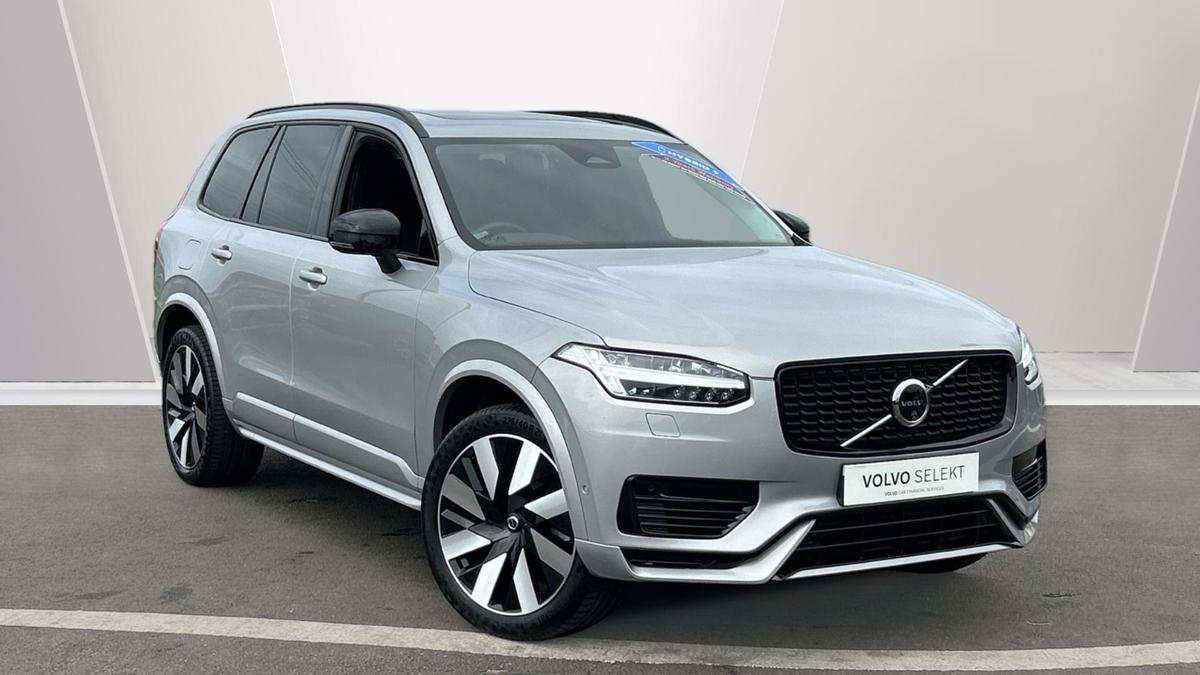 Main listing image - Volvo XC90
