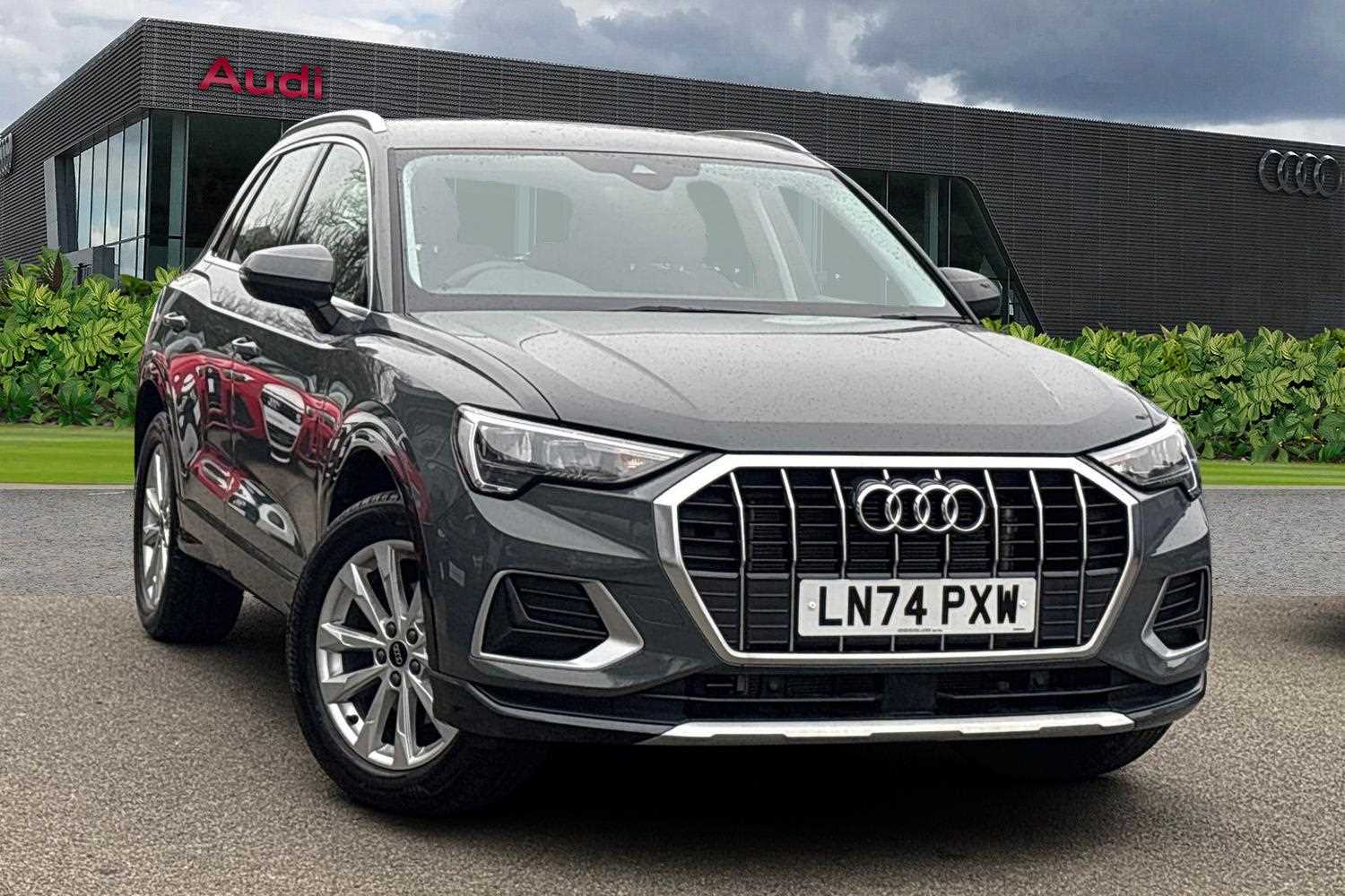 Main listing image - Audi Q3