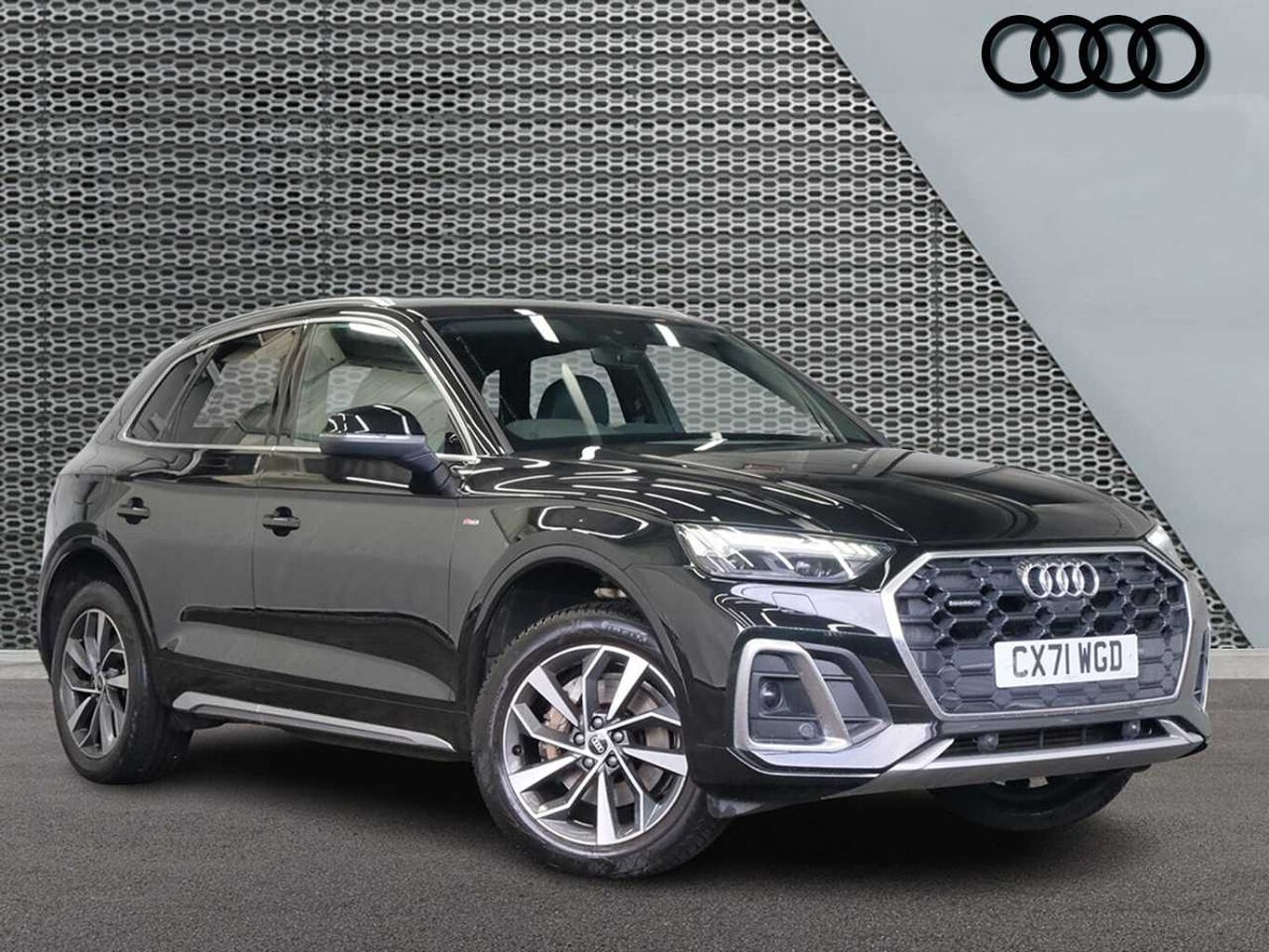 Main listing image - Audi Q5